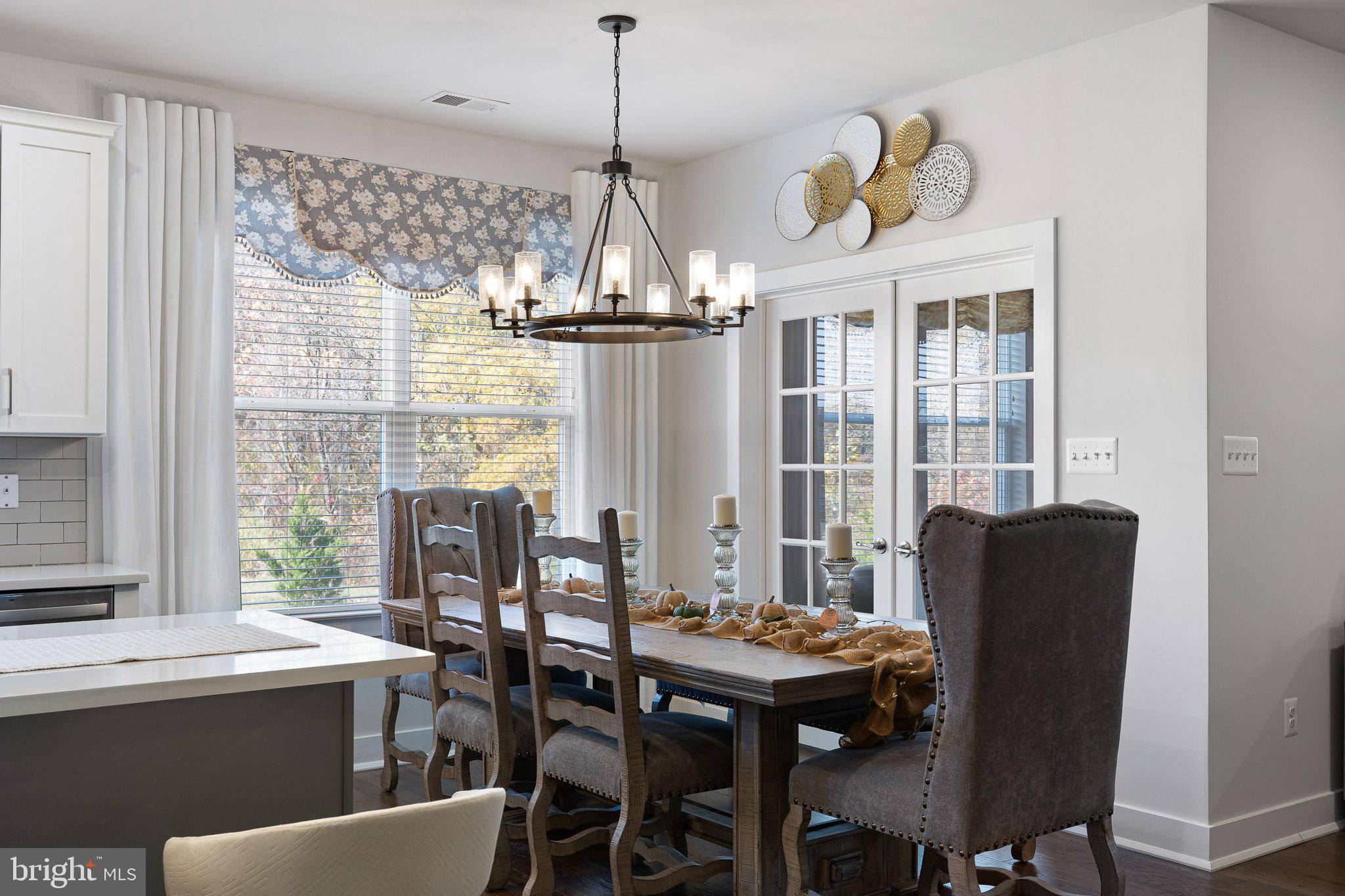 THE CASCADES - Residential