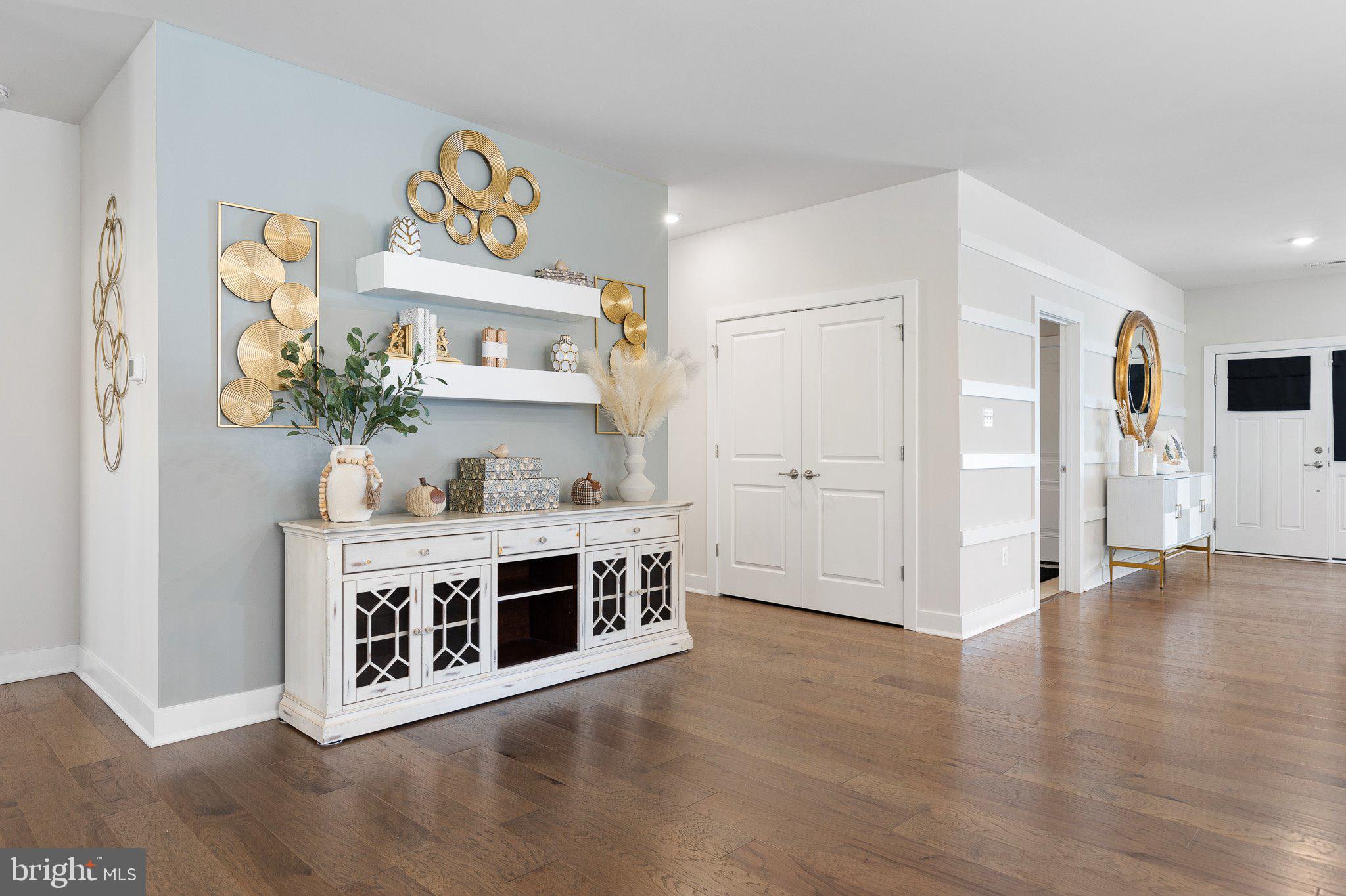 THE CASCADES - Residential