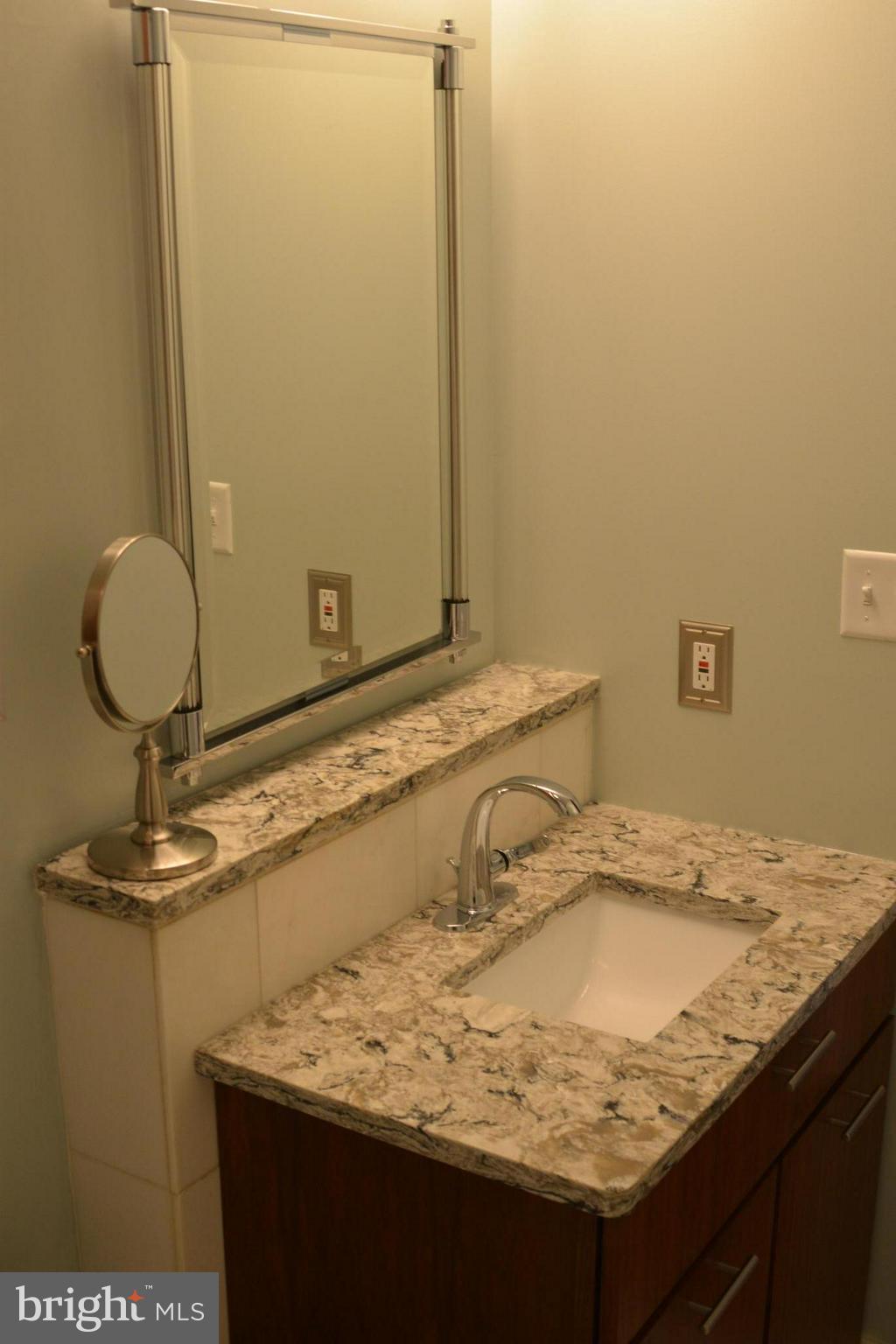 BELLA VISTA - Residential Lease