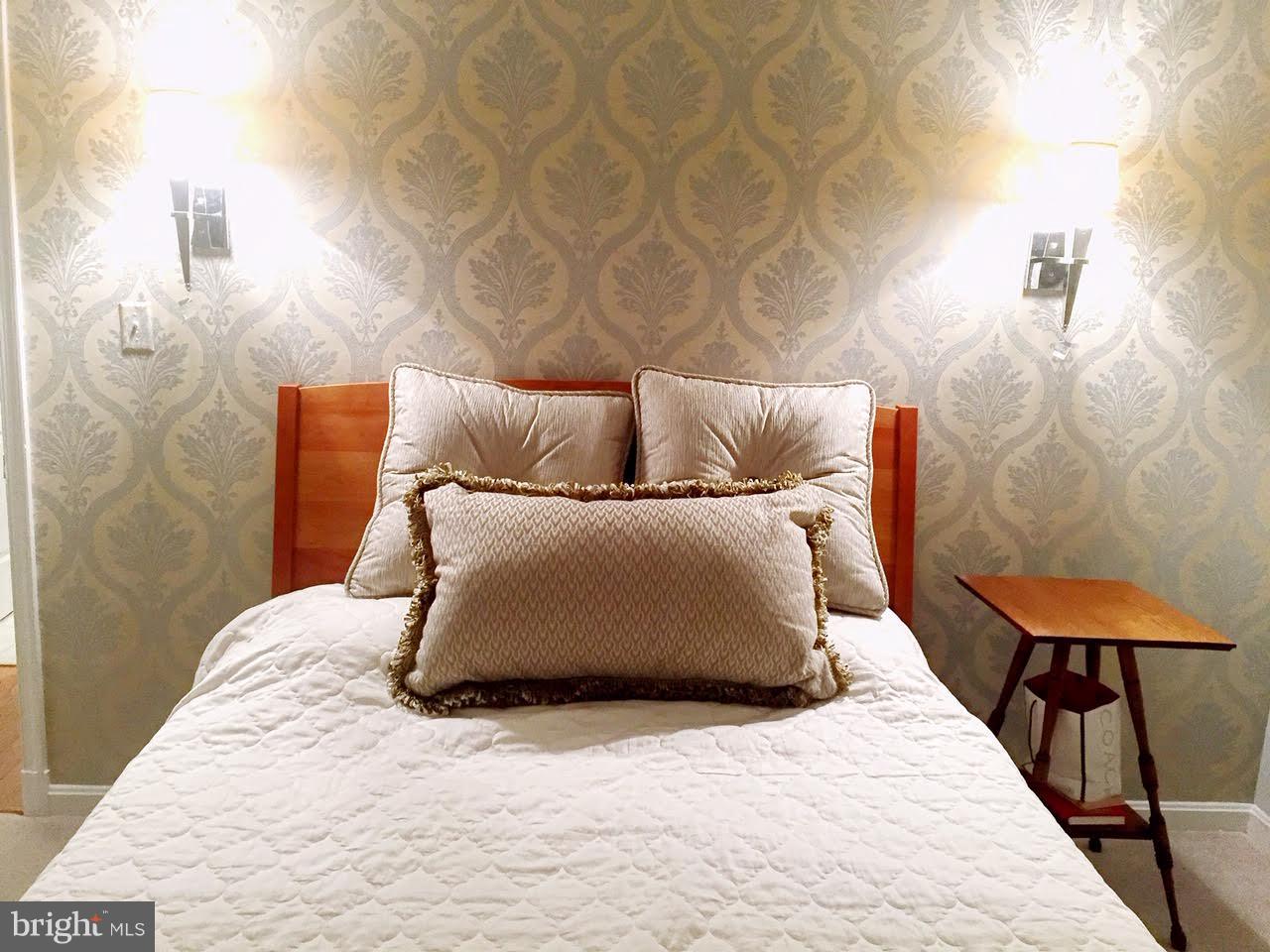 BELLA VISTA - Residential Lease