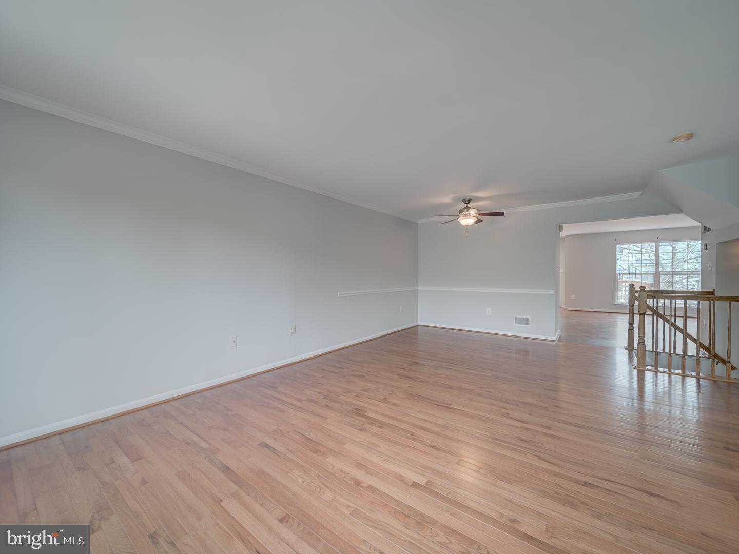 PARADISE - Residential Lease