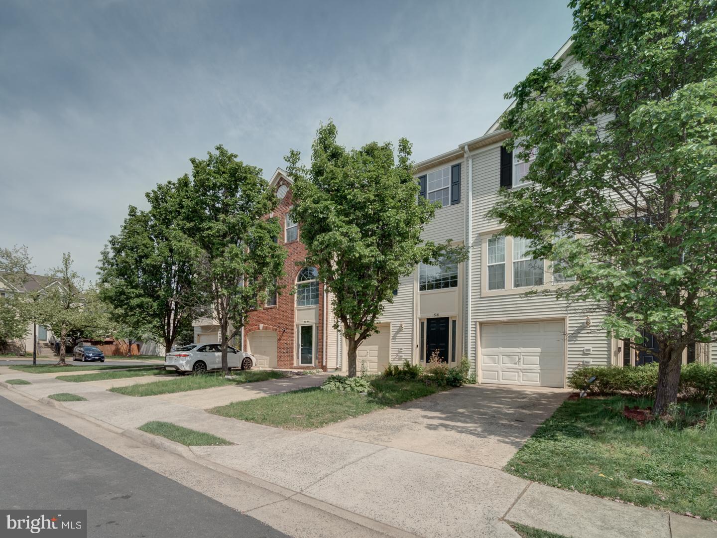 PARADISE - Residential Lease