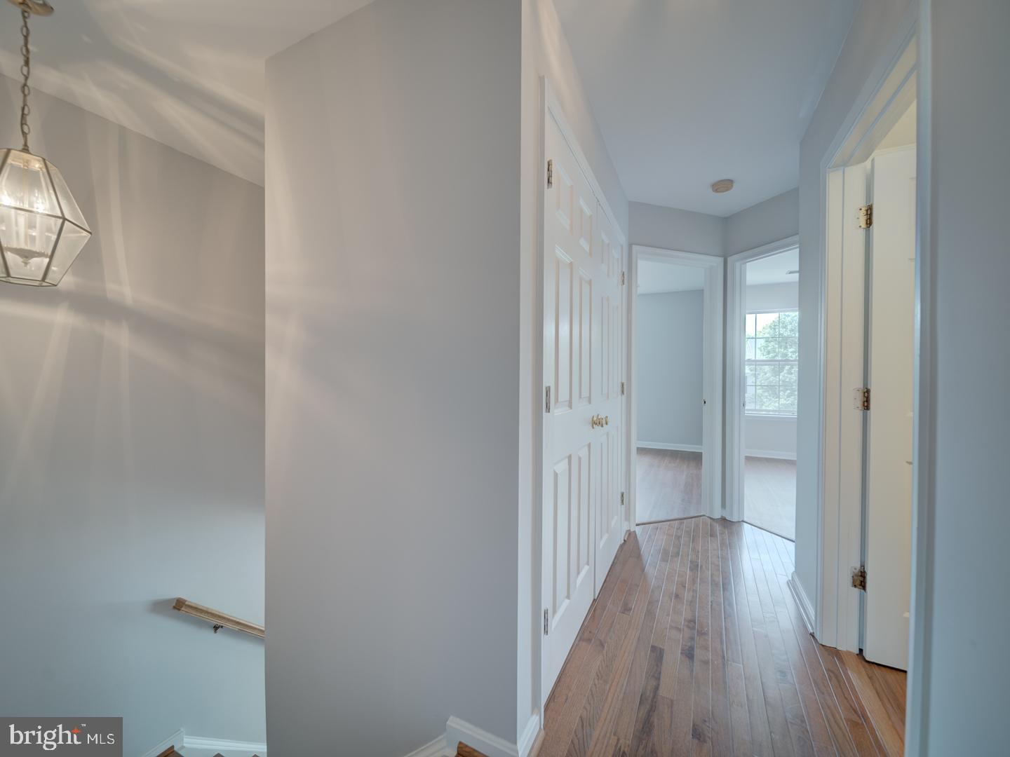 PARADISE - Residential Lease