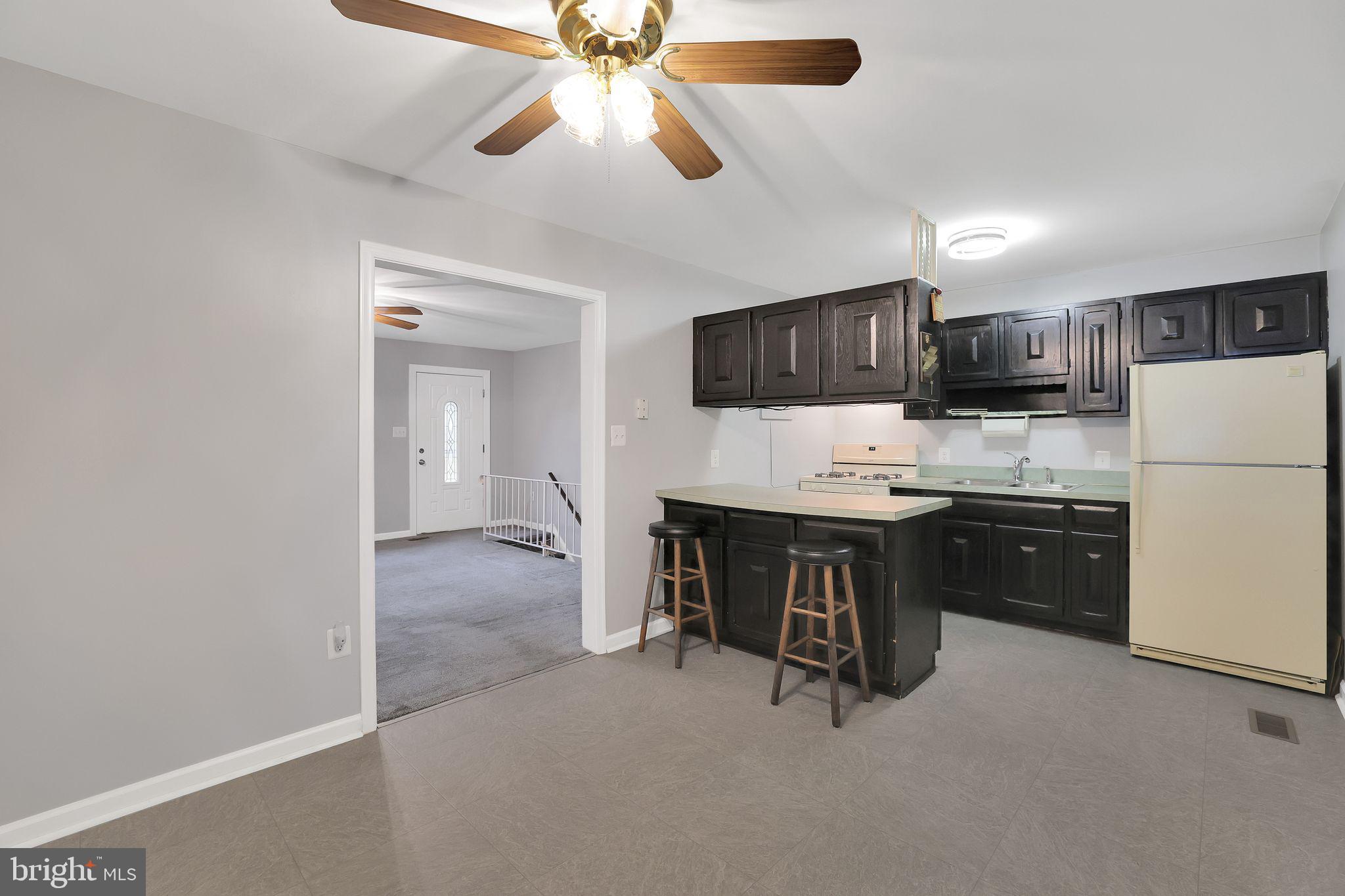 3819 CORONA LANE