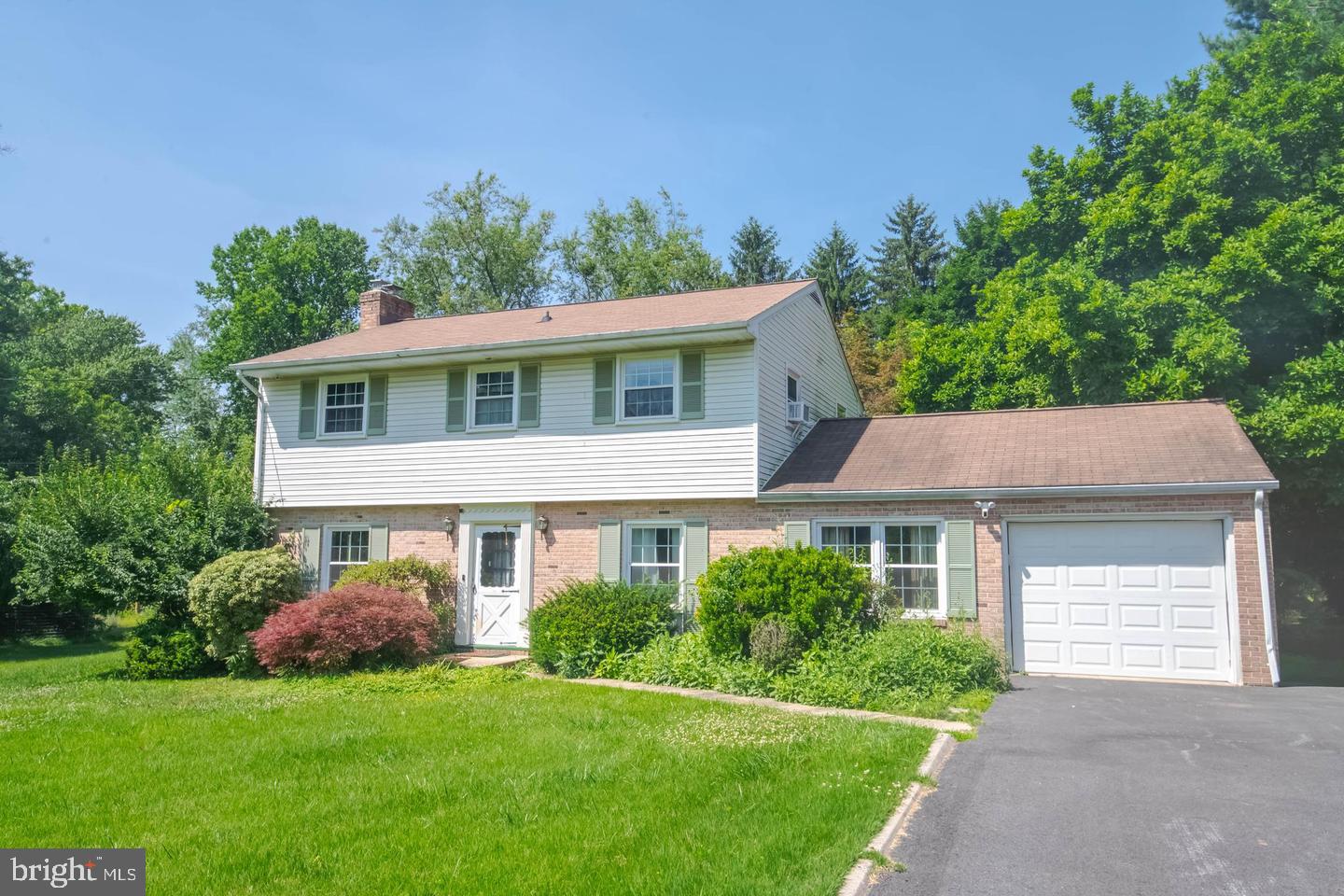 306 CHEROKEE PLACE