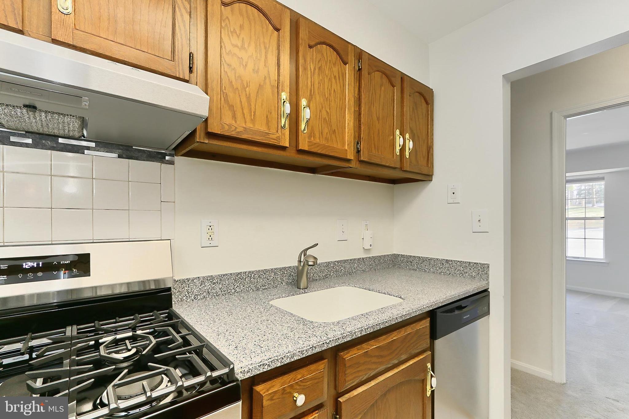 BURKE COVE - Residential