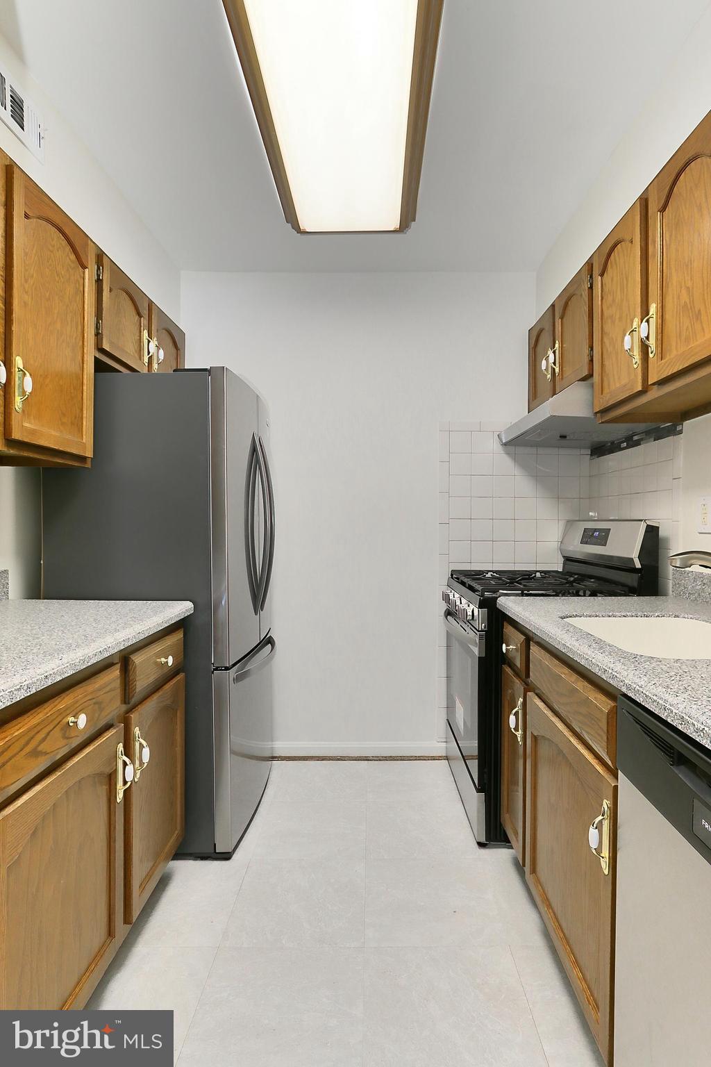 BURKE COVE - Residential