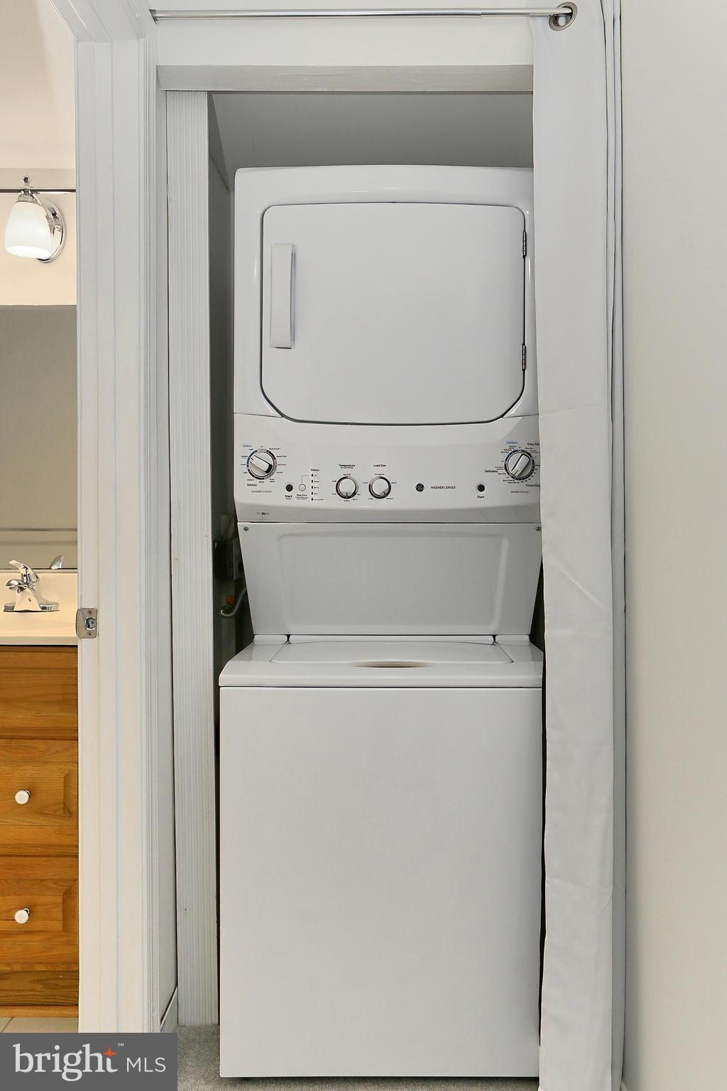 BURKE COVE - Residential