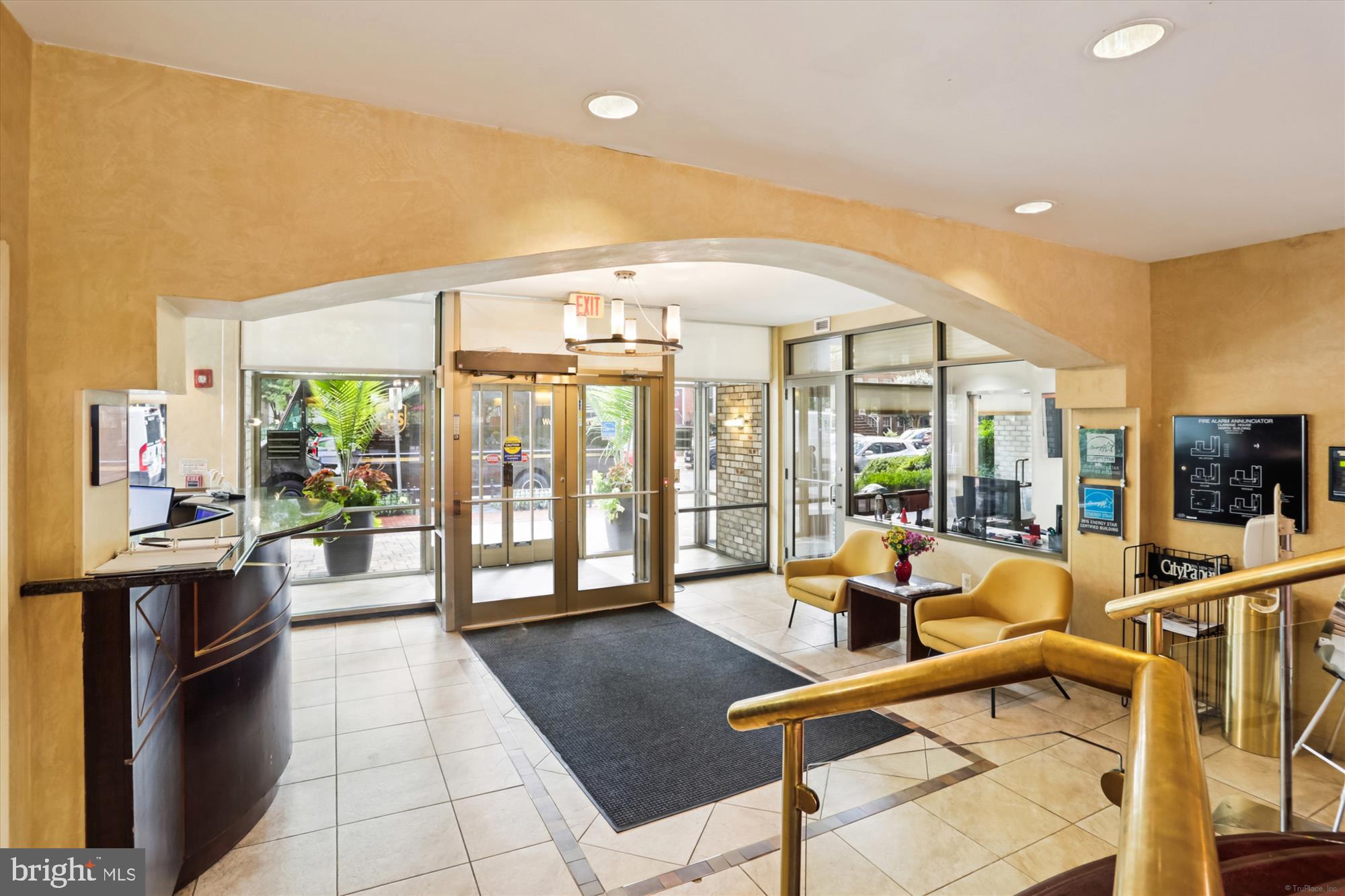 950 25TH STREET NW 607-N