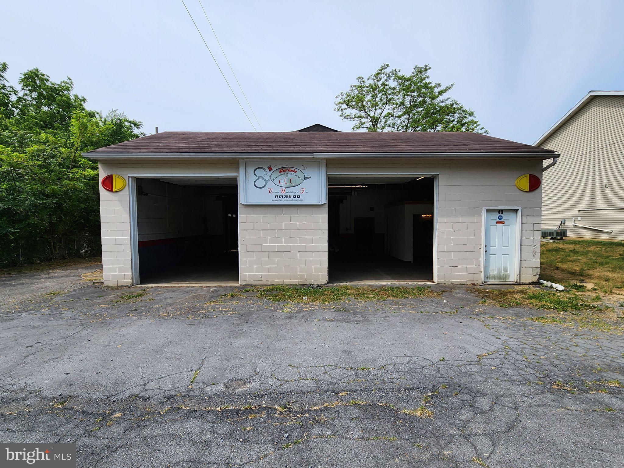 40 MIDDLE SPRING AVENUE