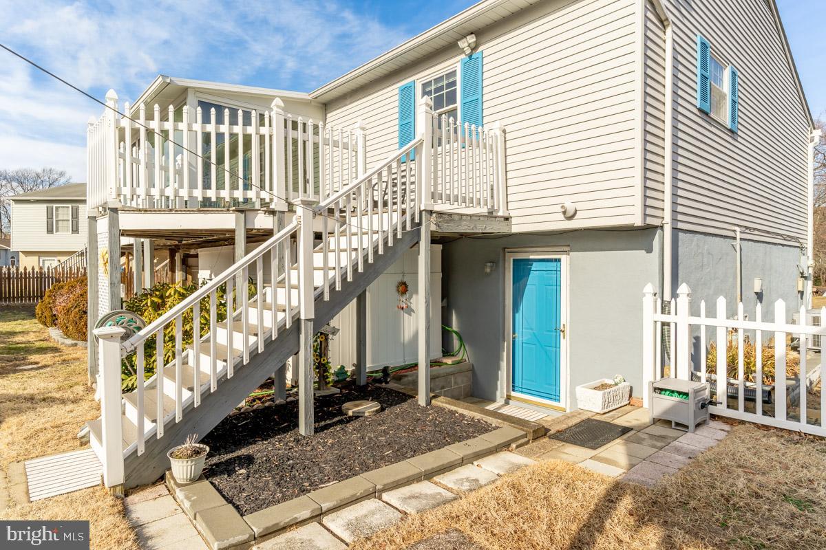 TREVOR WOODS - Residential