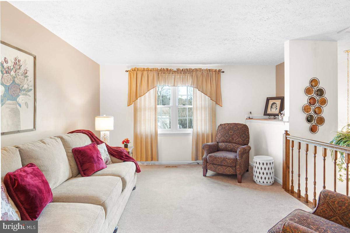 TREVOR WOODS - Residential