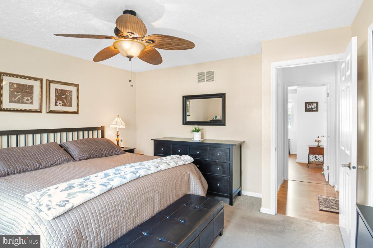 TREVOR WOODS - Residential