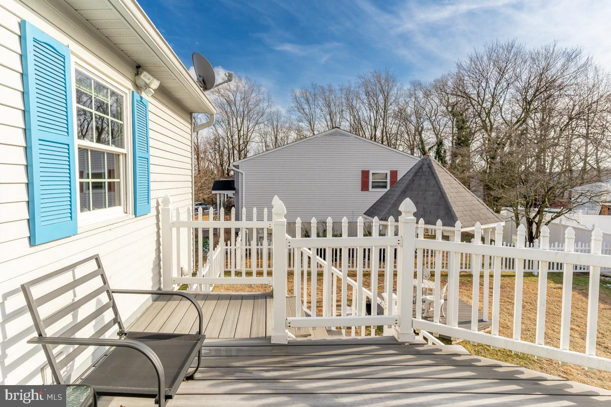 TREVOR WOODS - Residential