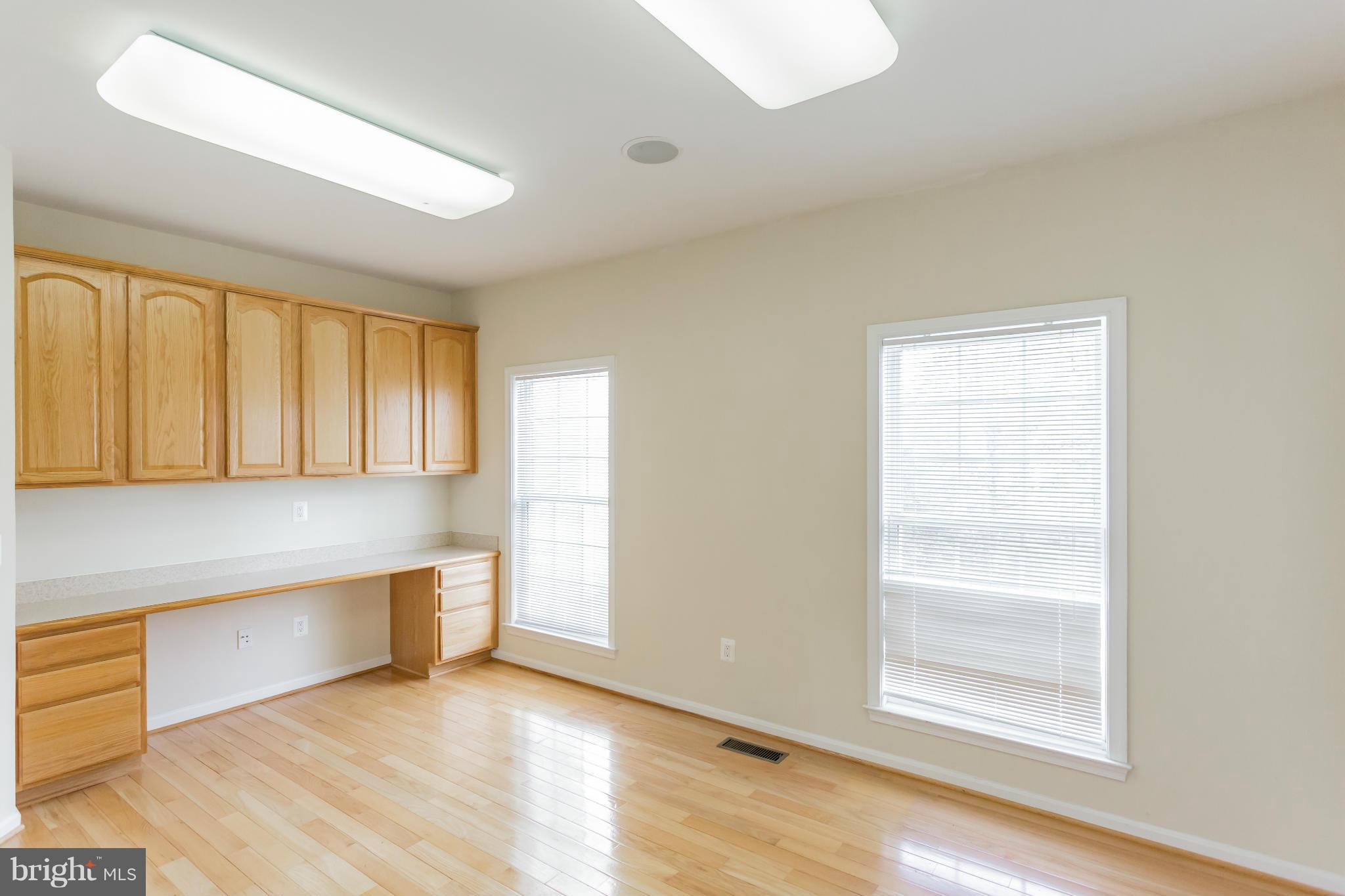 REDWOOD LAKES - Residential