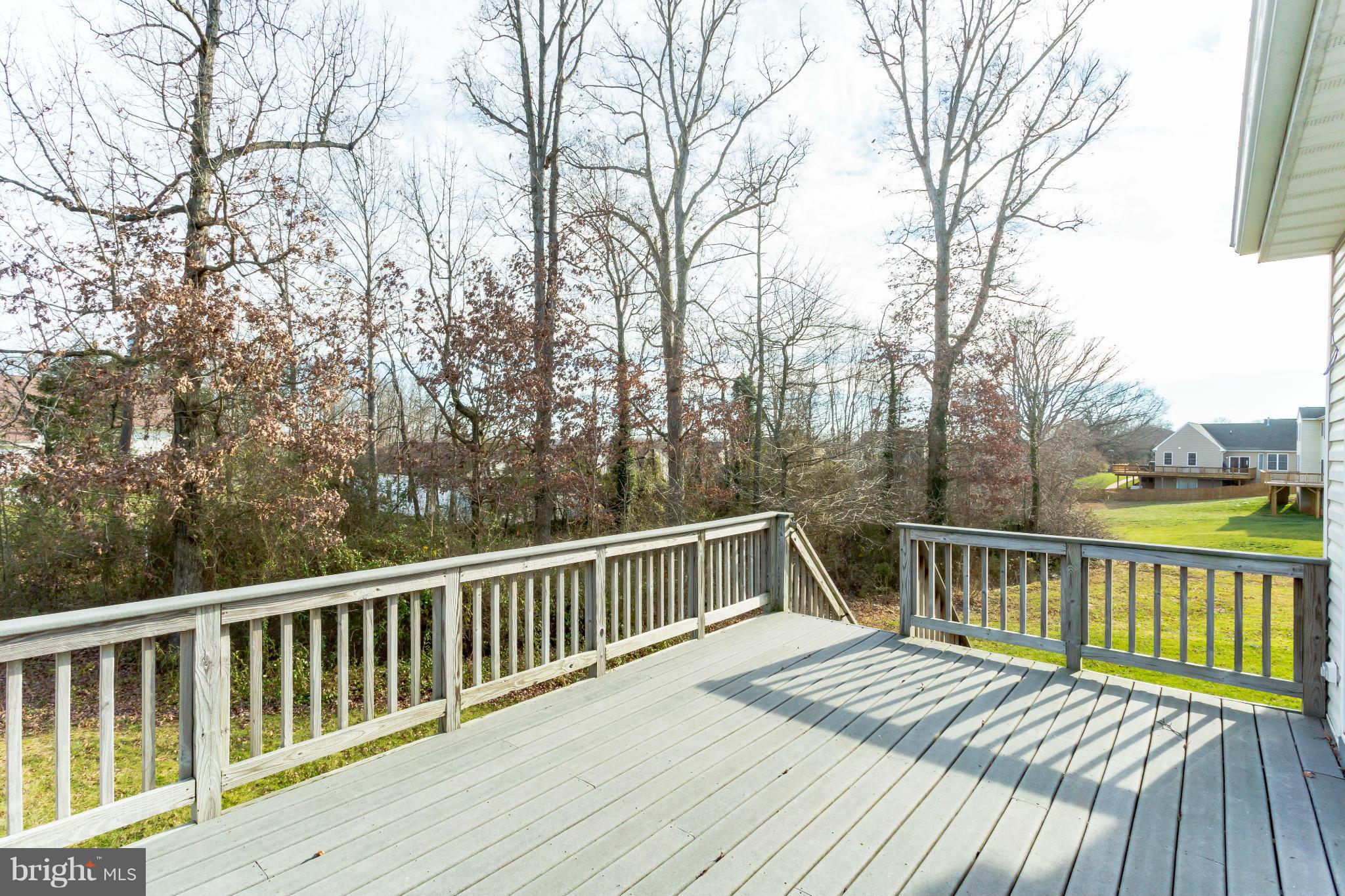 REDWOOD LAKES - Residential