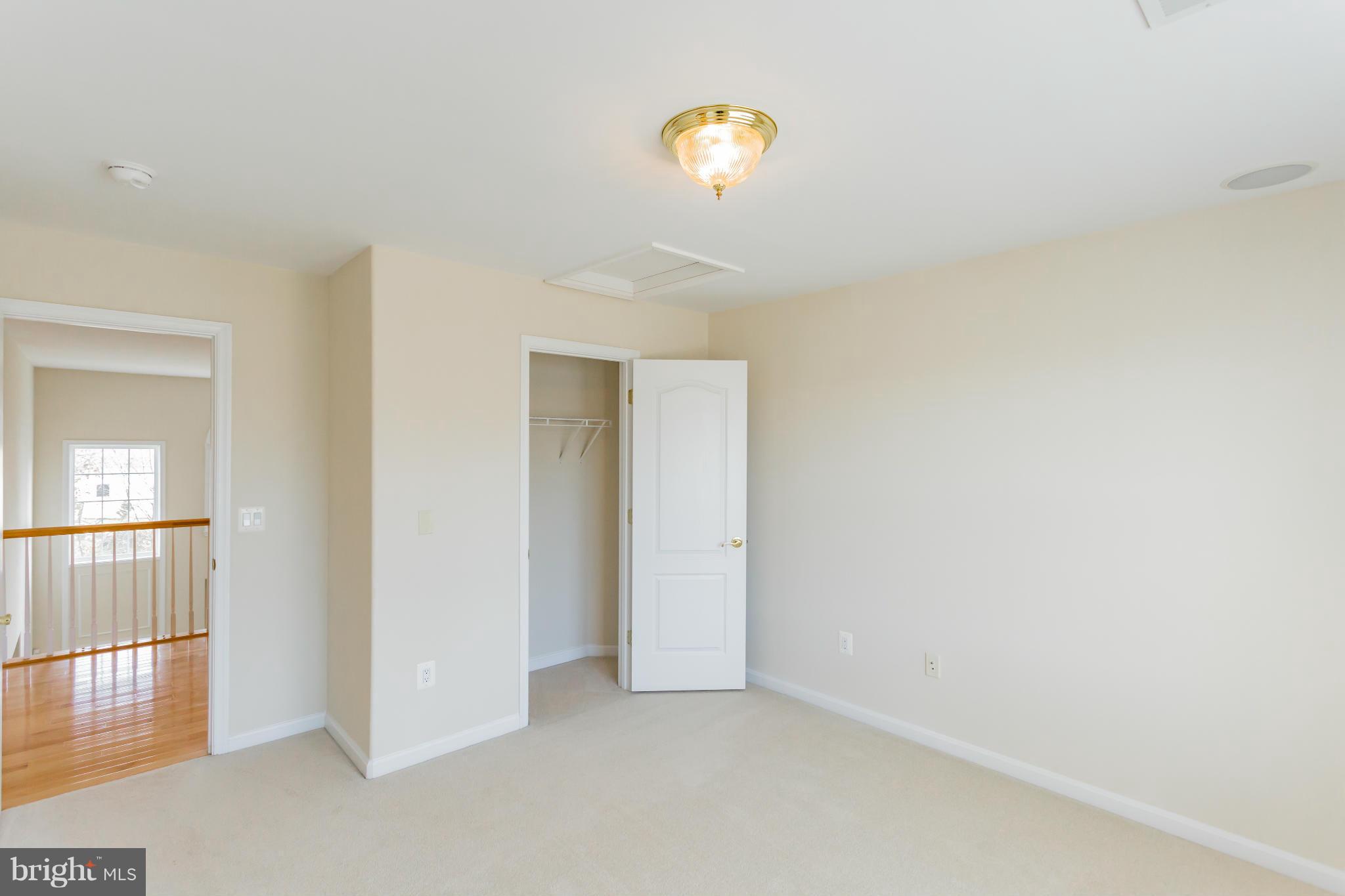 REDWOOD LAKES - Residential