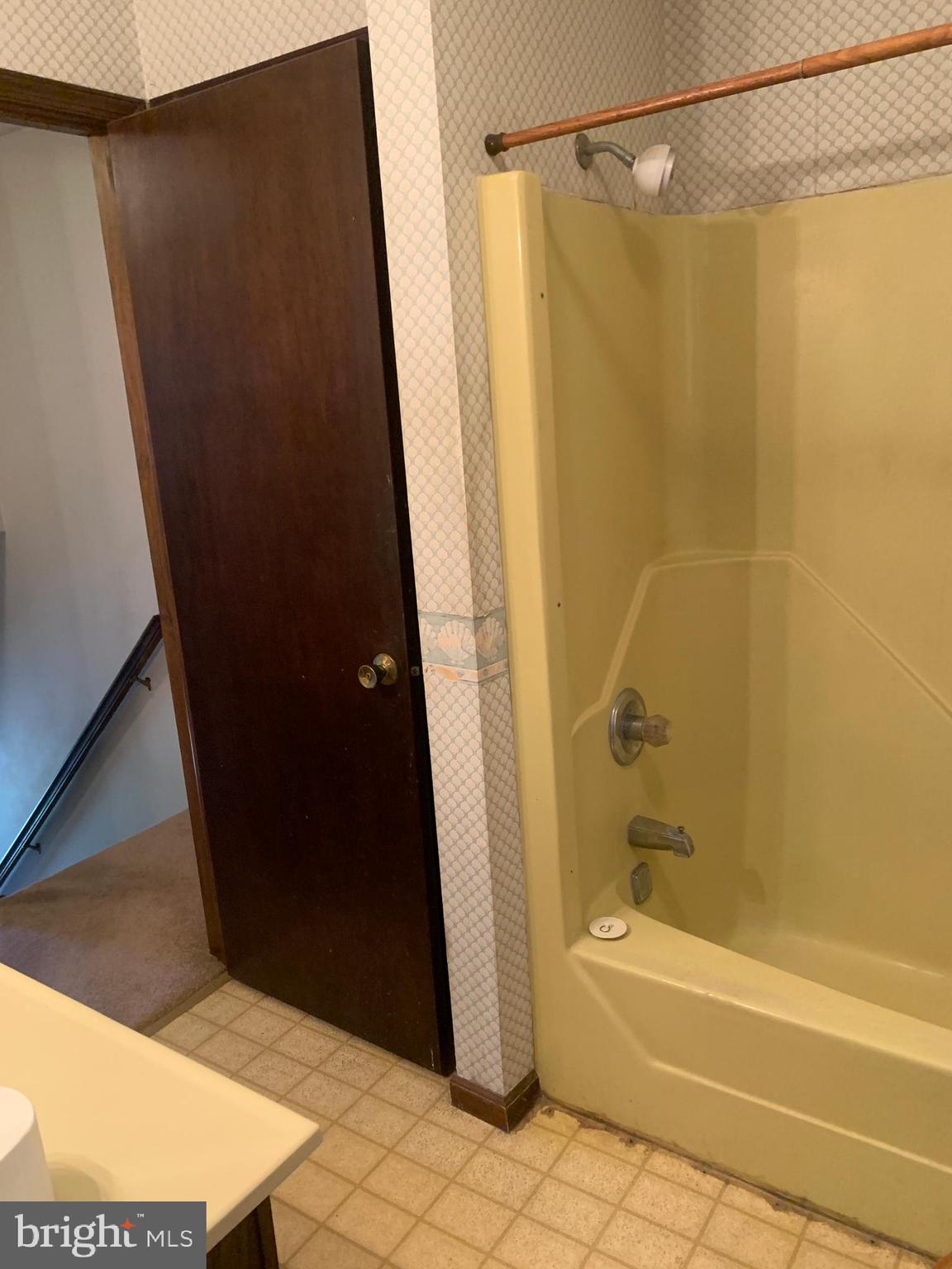 RAMBLEWOOD WS - Residential