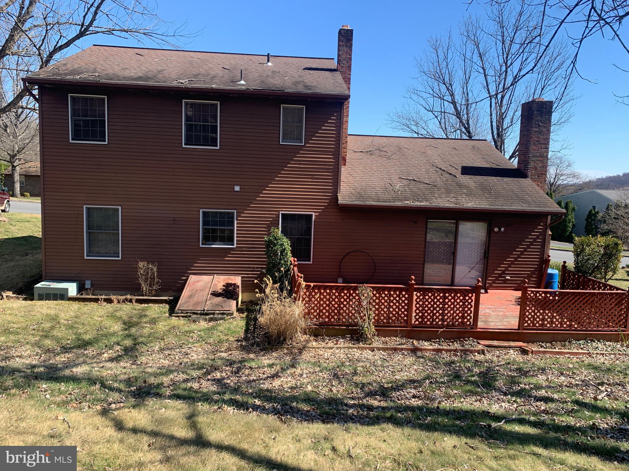 RAMBLEWOOD WS - Residential