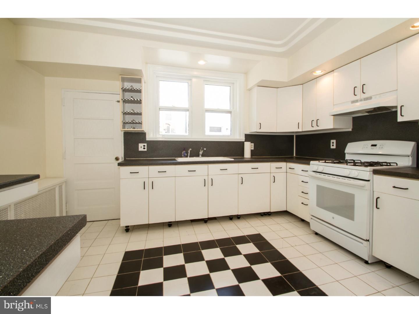 PASSYUNK SQUARE - Residential