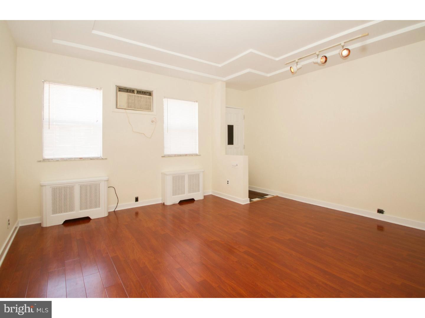 PASSYUNK SQUARE - Residential