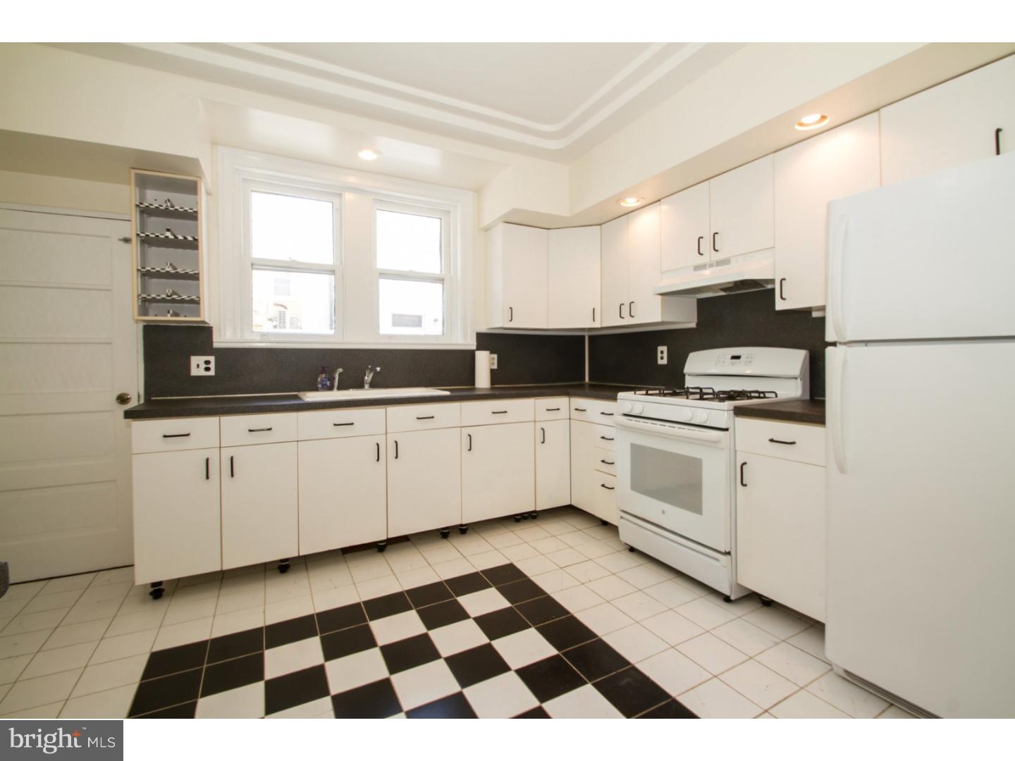 PASSYUNK SQUARE - Residential