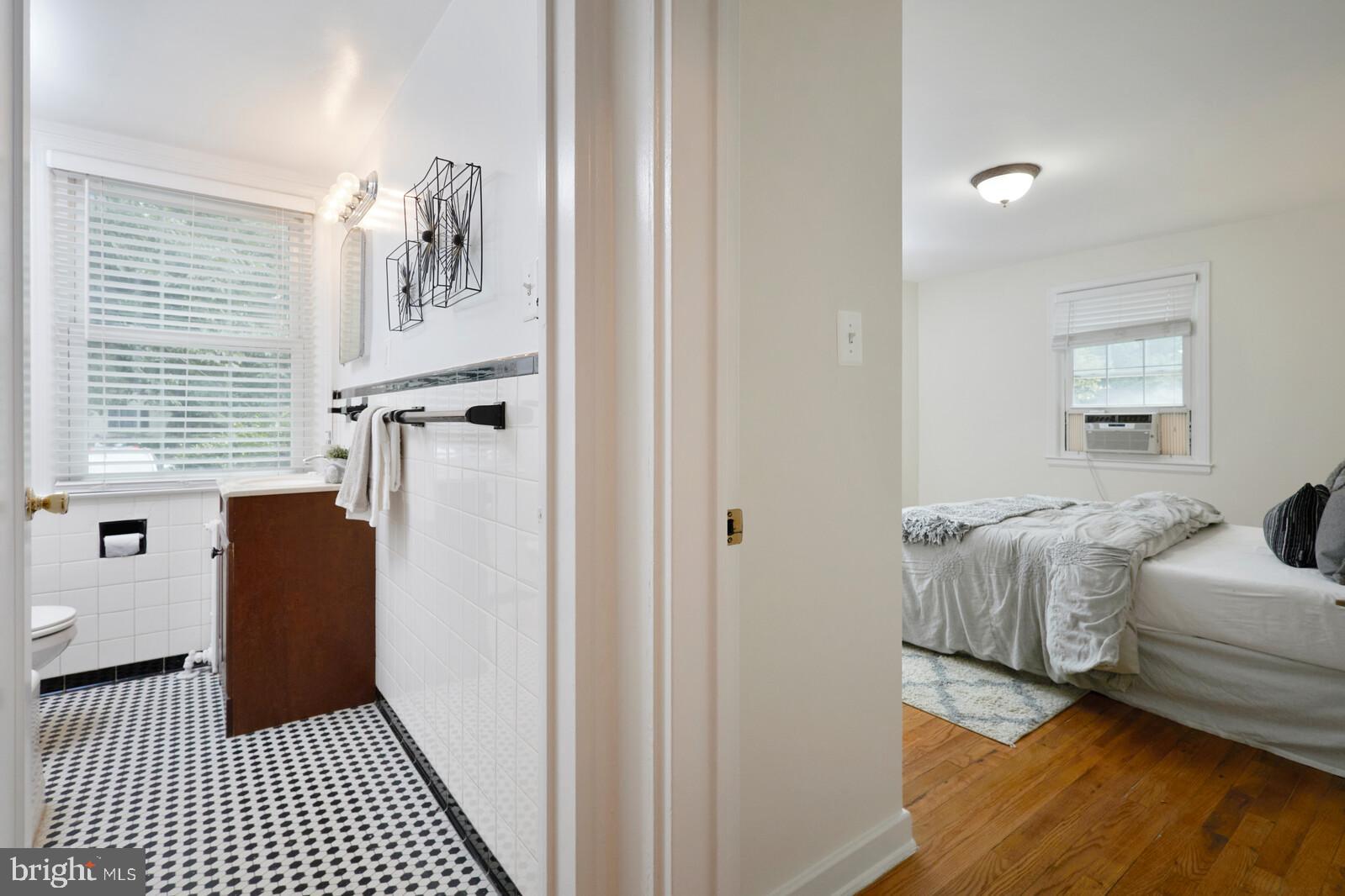 ROCK CREEK WOODS APARTMENTS - Residential Lease