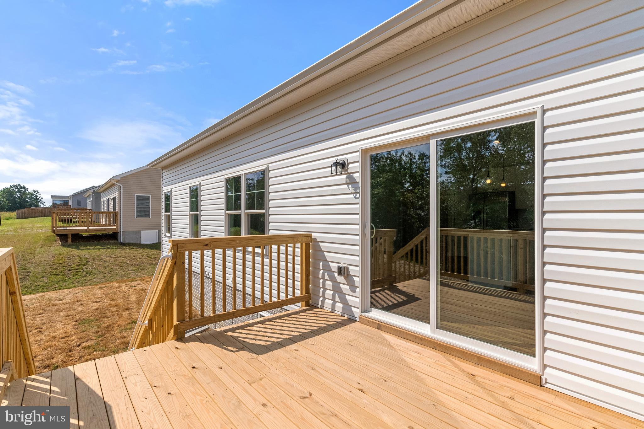 MIDDLE CREEK VISTAS - Residential