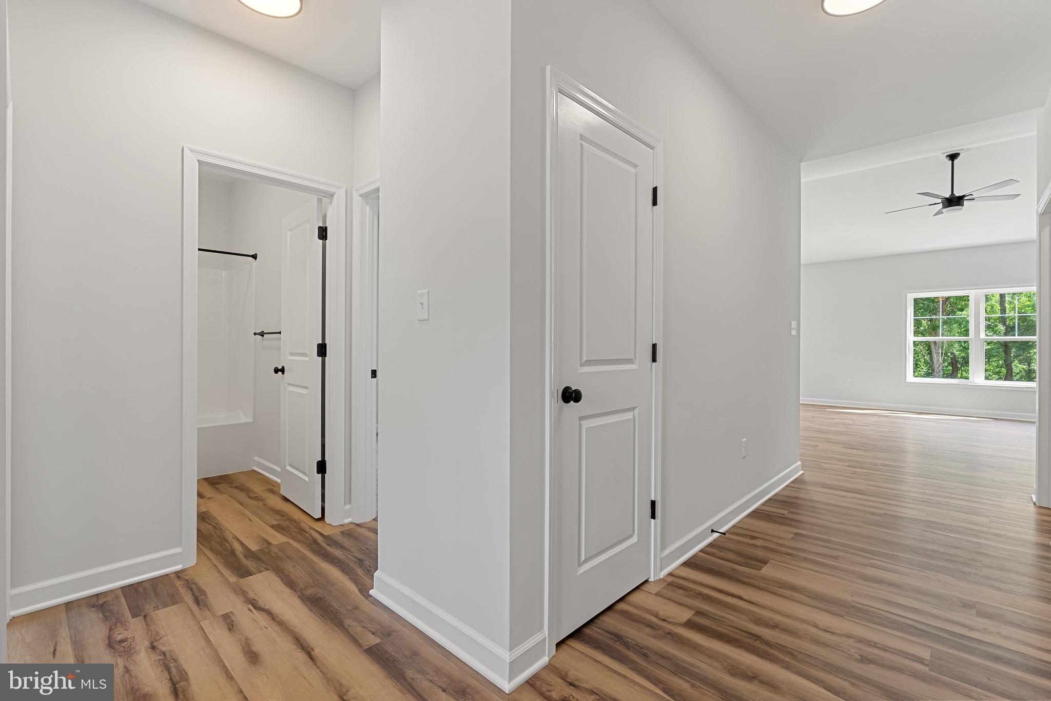 MIDDLE CREEK VISTAS - Residential