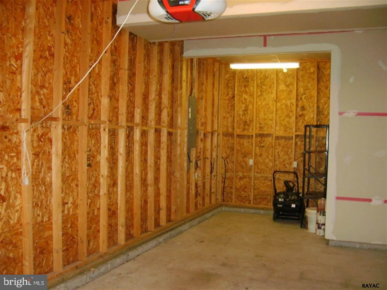 ORCHARD ACRES - Residential