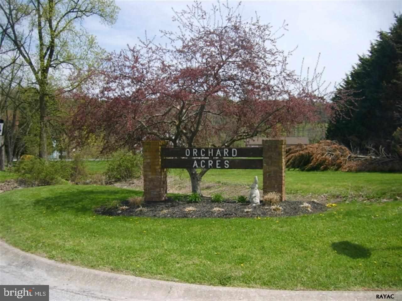 ORCHARD ACRES - Residential