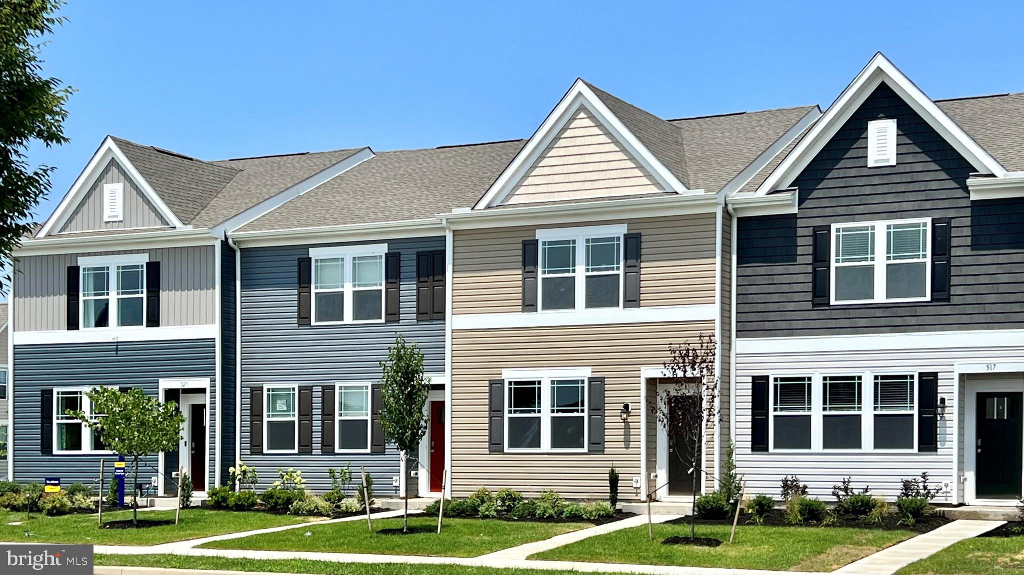New home, currently being built in Sassafras Meadows at 813 Mersey Lane in Salisbury, MD. This two-story Jefferson is an open-concept interior townhome with three bedrooms and two and a half bathrooms.
The first floor is spacious with a large, thoughtfully designed kitchen with stylish white cabinets, granite countertops, stainless steel appliances, a storage closet and a peninsula island with space for seating. The kitchen is open to the living and dining area providing your ideal space to entertain. The first floor also offers a powder room.
The second floor has three large bedrooms, each with plenty of closet space, a hall bathroom, a linen closet and a laundry closet with an included washer and dryer. The owner’s suite offers privacy away from the other bedrooms and features its own full bathroom and a walk-in closet.
The included white blinds and the exclusive Smart Home® package will give you complete peace of mind. Pictures, artist renderings, photographs, colors, features, and sizes are for illustration purposes only and will vary from the homes as built. Image representative of plan only and may vary as built. Images are of model home and include custom design features that may not be available in other homes. Furnishings and decorative items not included with home purchase.
