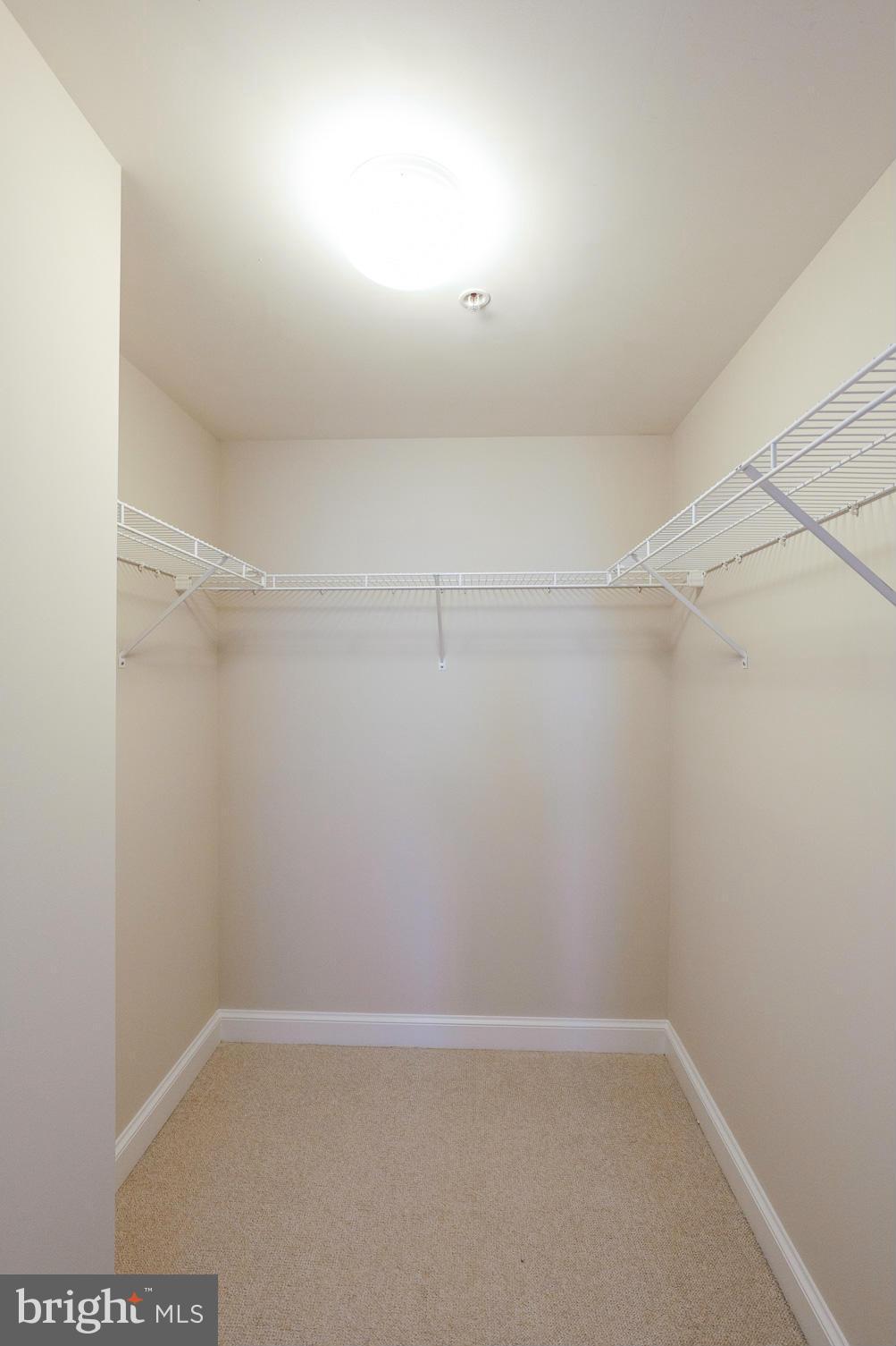 MIDTOWN ALEXANDRIA STATION CONDOMINIUM - Residential