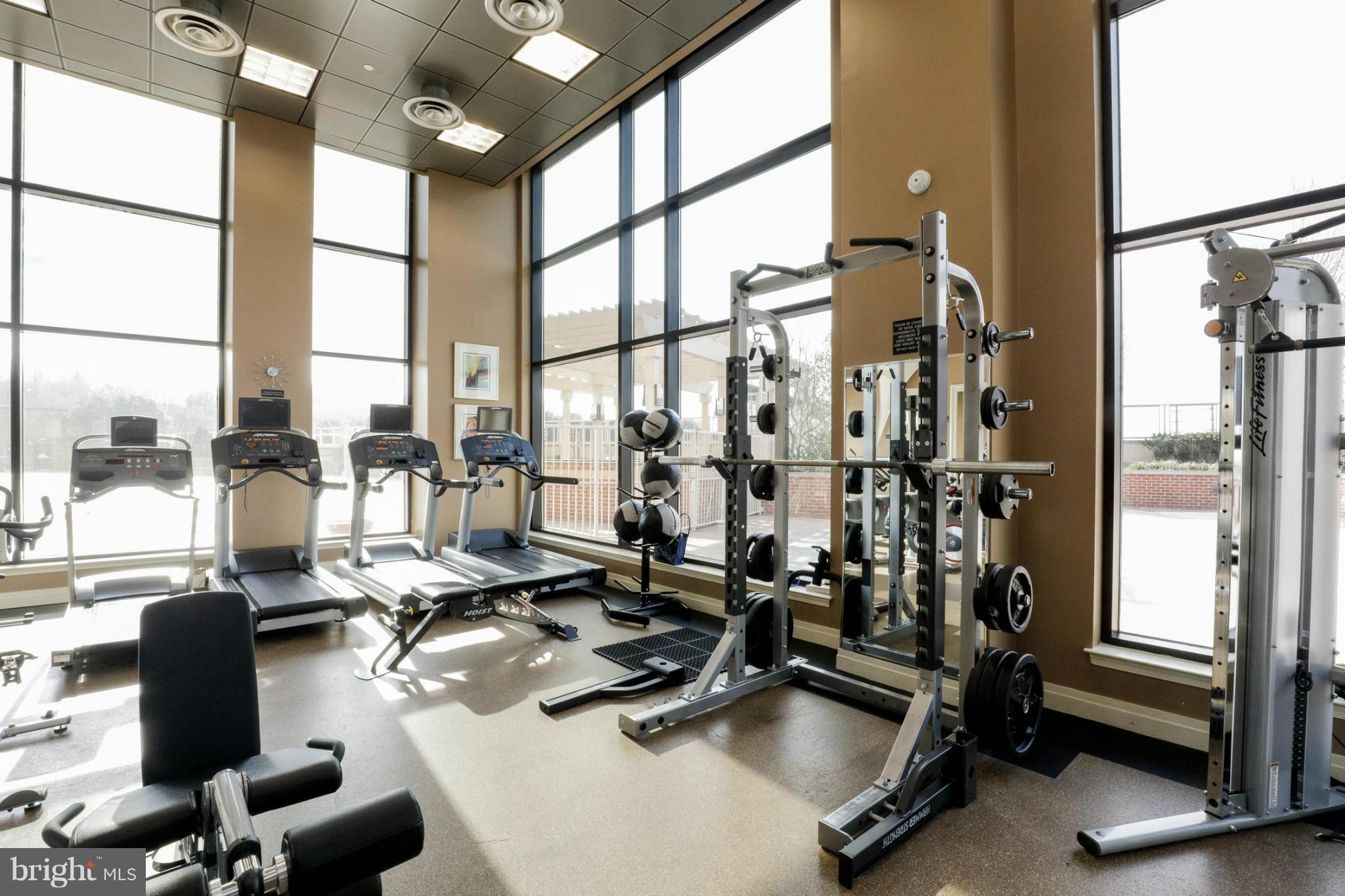 MIDTOWN ALEXANDRIA STATION CONDOMINIUM - Residential