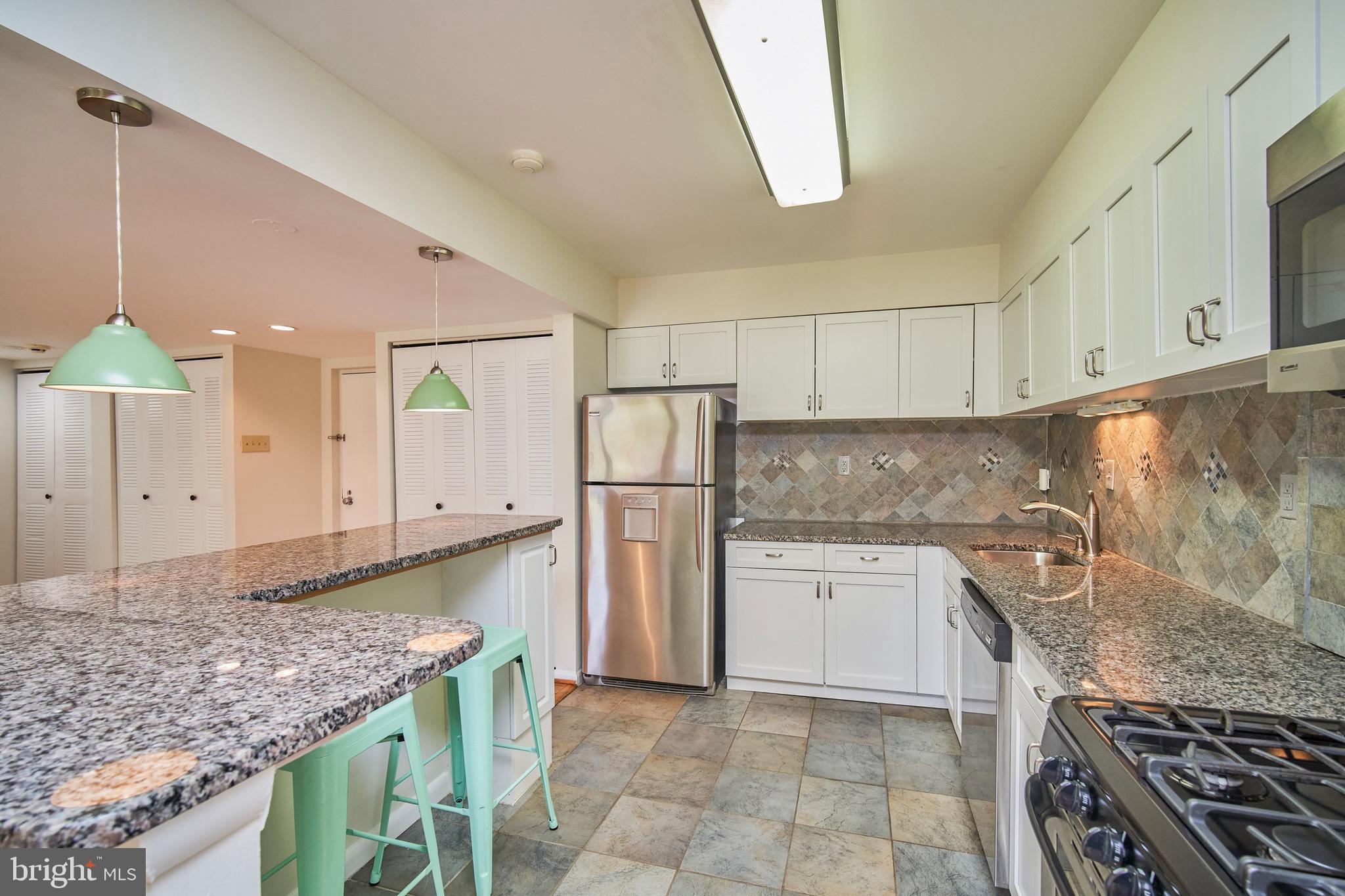 AMERICANA FINMARK - Residential