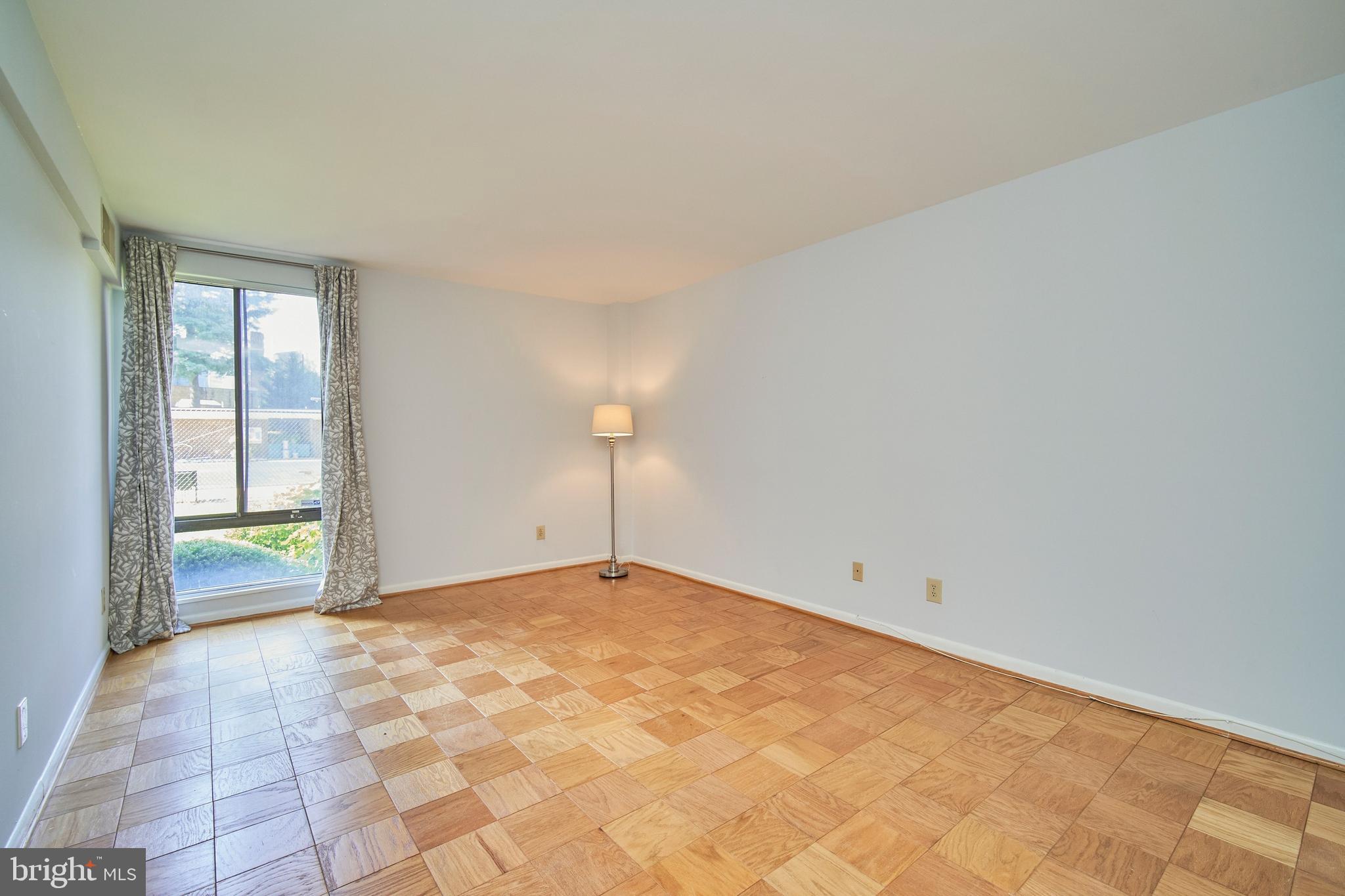 AMERICANA FINMARK - Residential