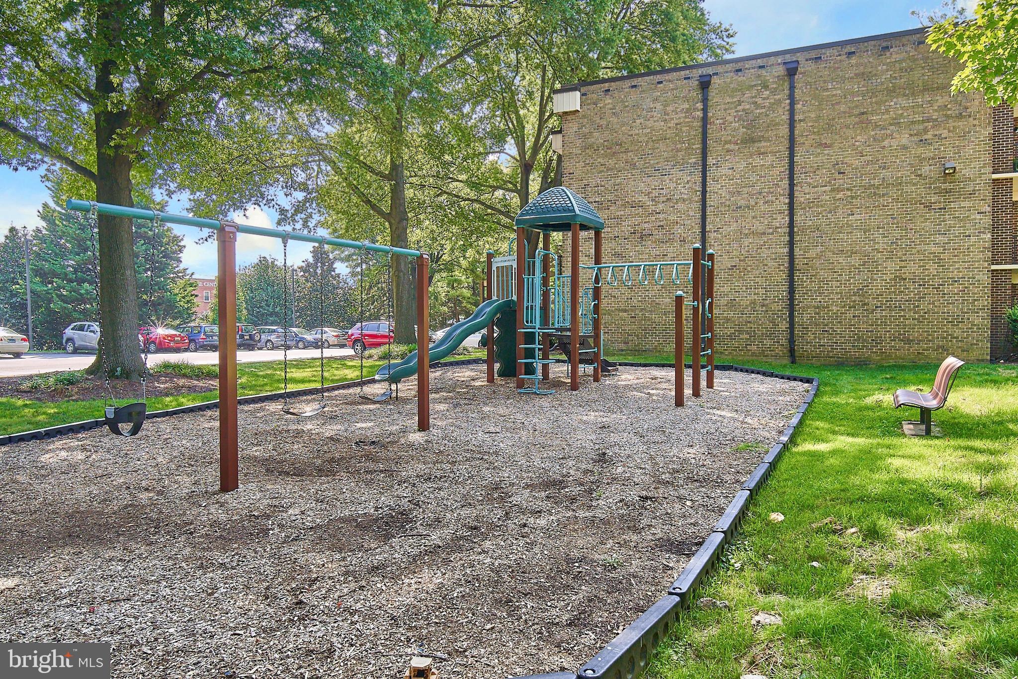 AMERICANA FINMARK - Residential