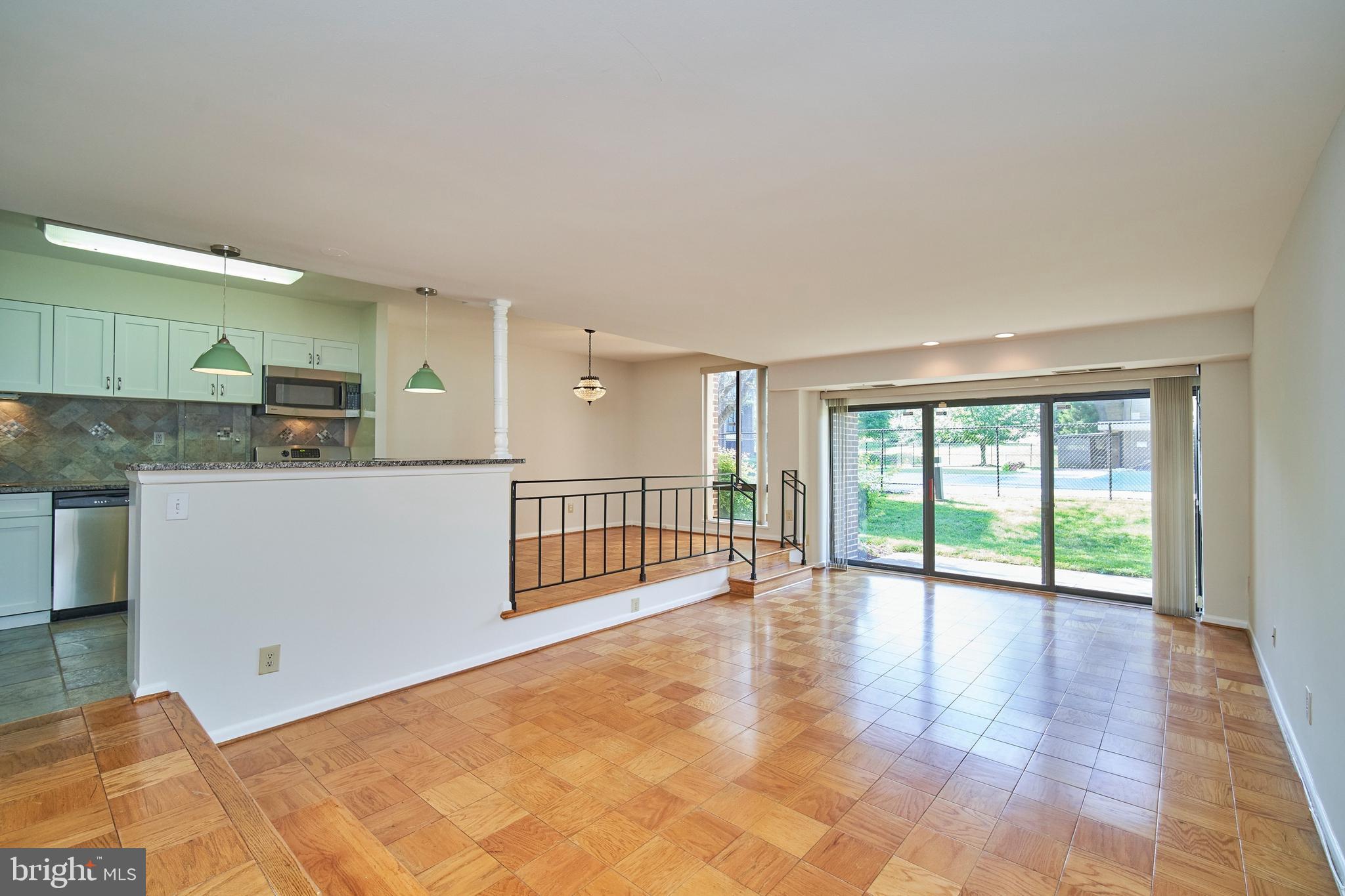 AMERICANA FINMARK - Residential