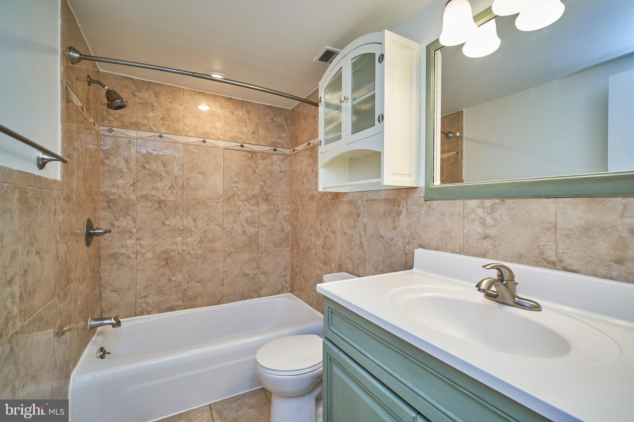 AMERICANA FINMARK - Residential