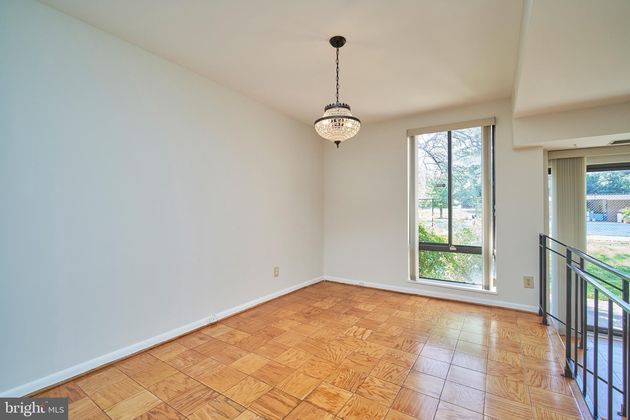 AMERICANA FINMARK - Residential