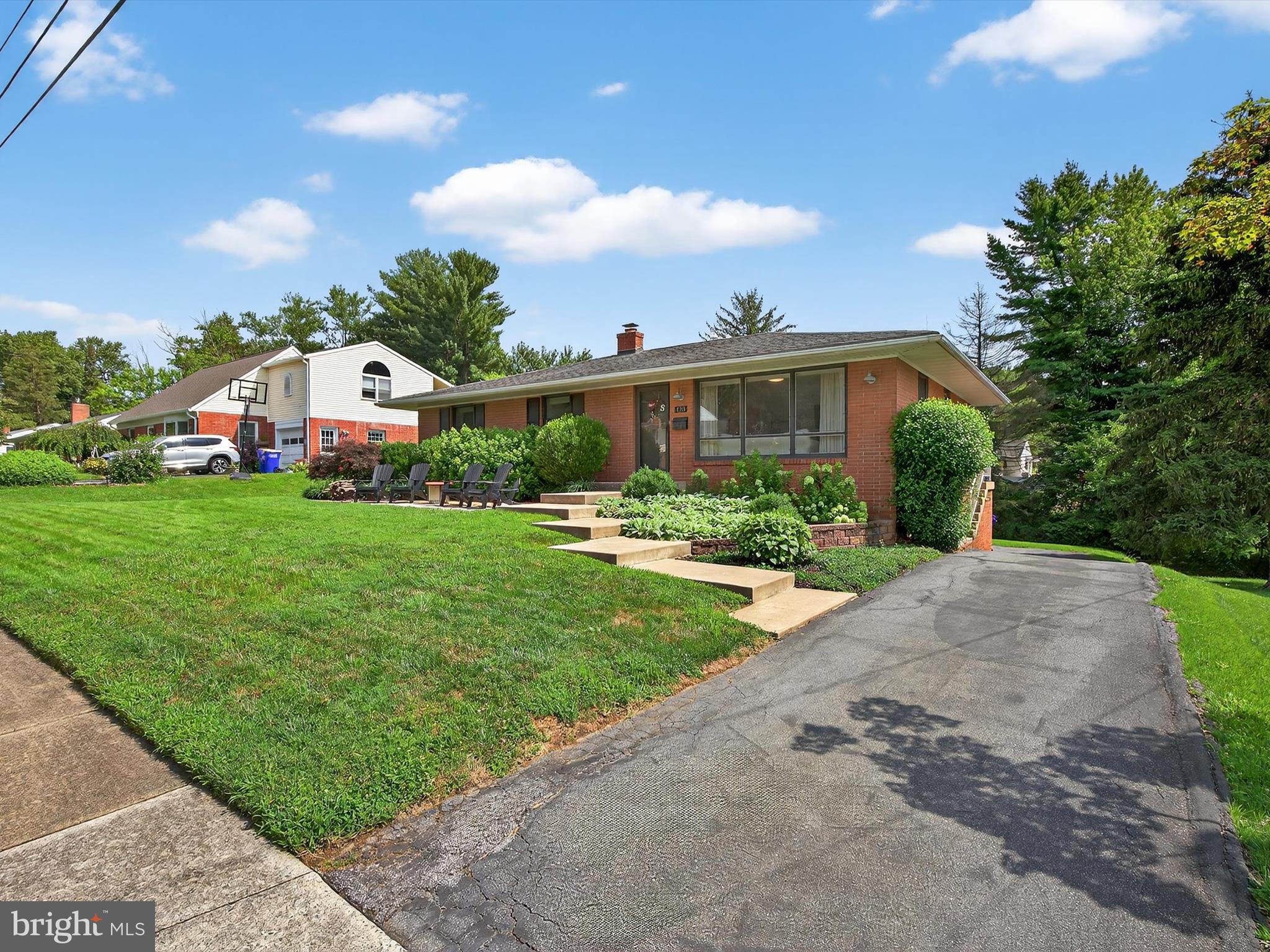 410 SPRING DRIVE