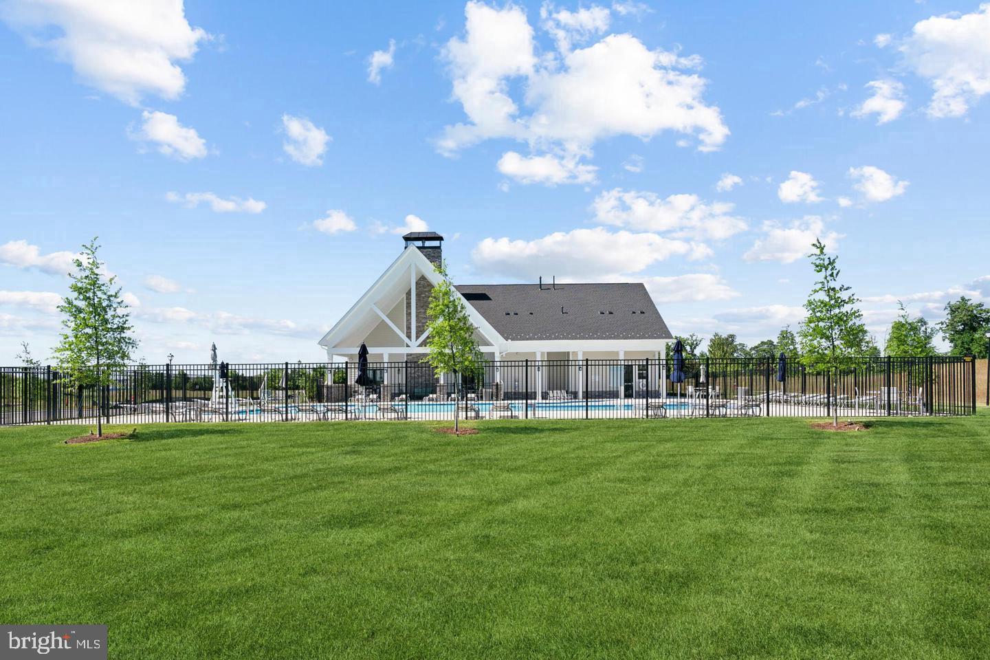 EASTVIEW - Residential