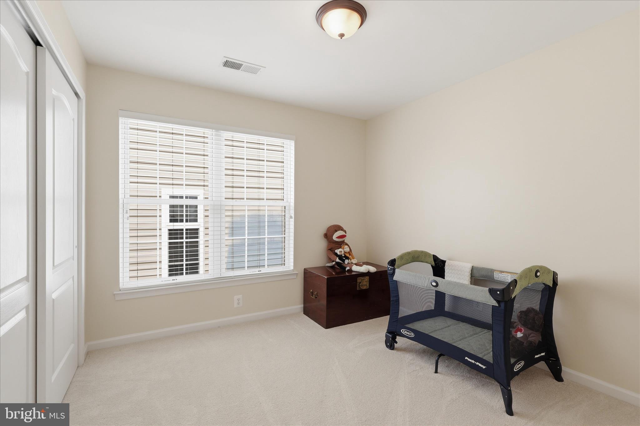 SOUTH RIDING - Residential