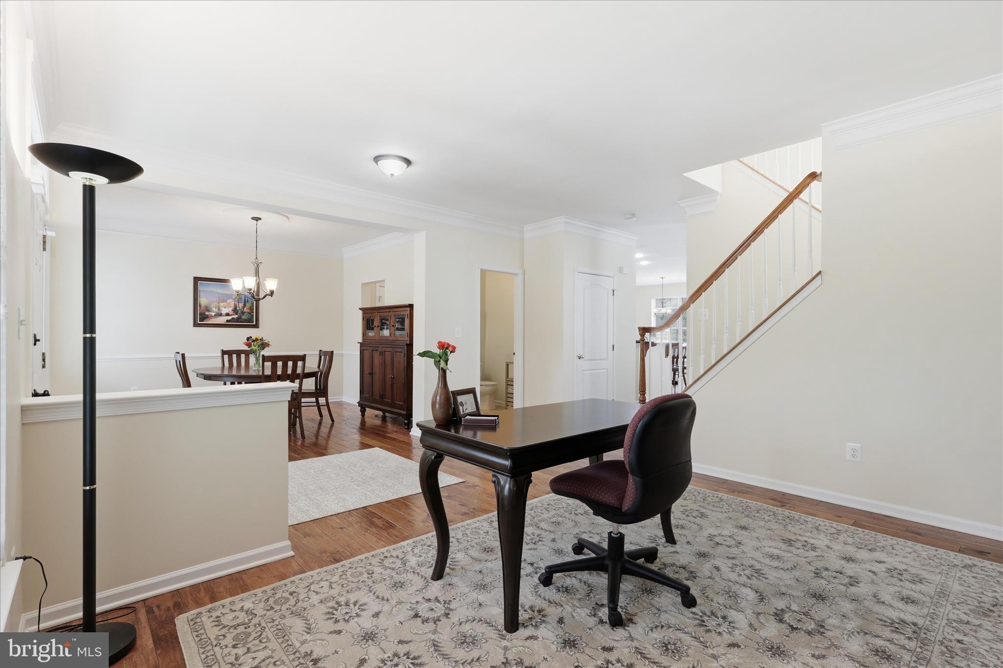 SOUTH RIDING - Residential