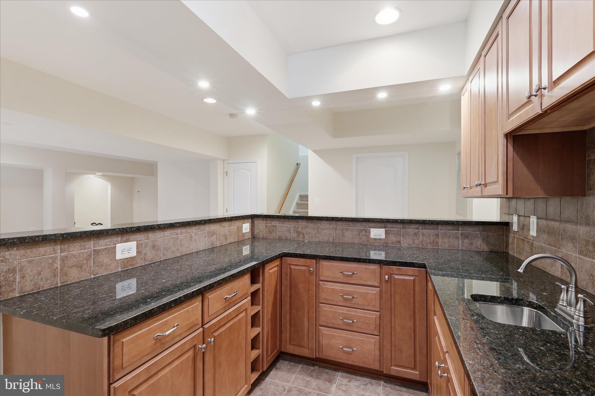 SOUTH RIDING - Residential