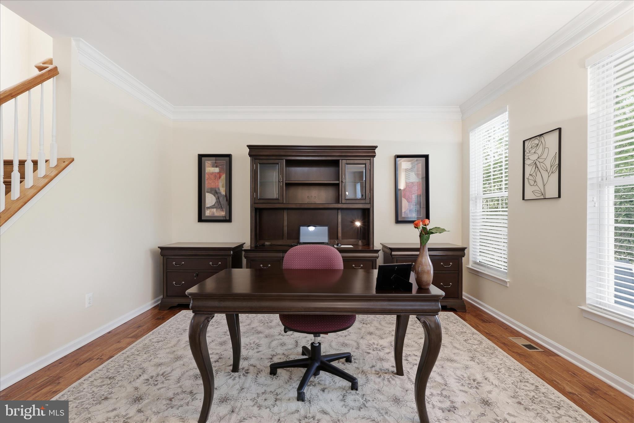 SOUTH RIDING - Residential