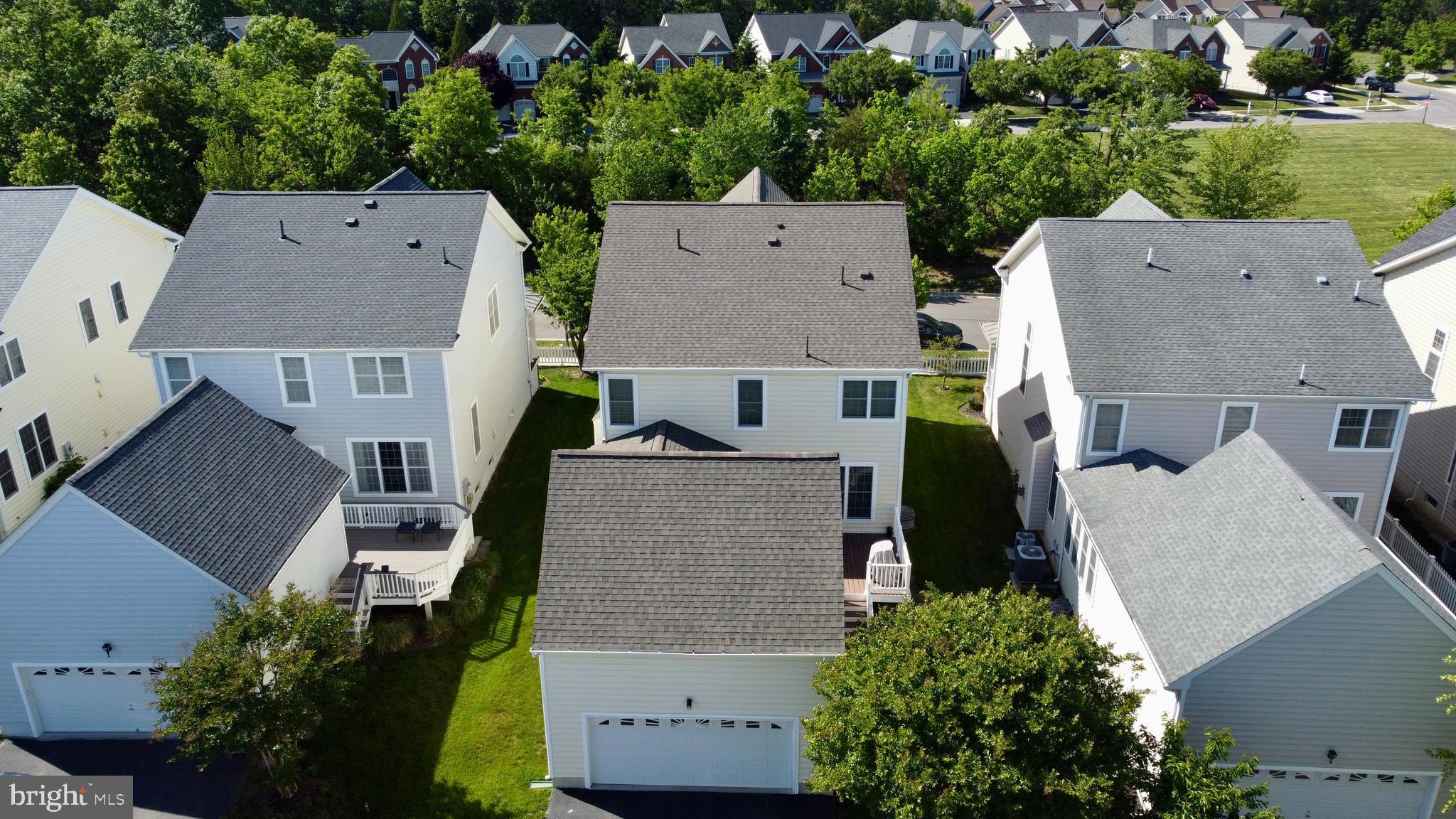 SOUTH RIDING - Residential