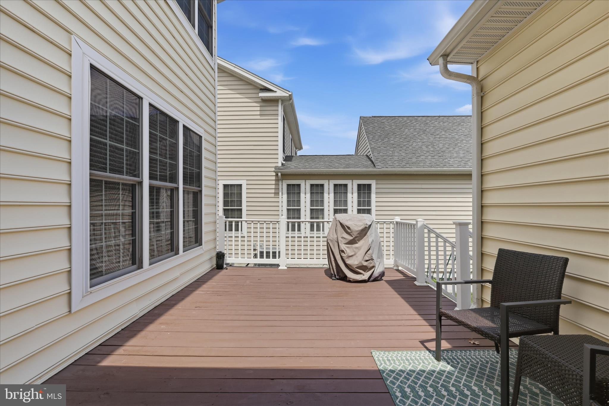 SOUTH RIDING - Residential