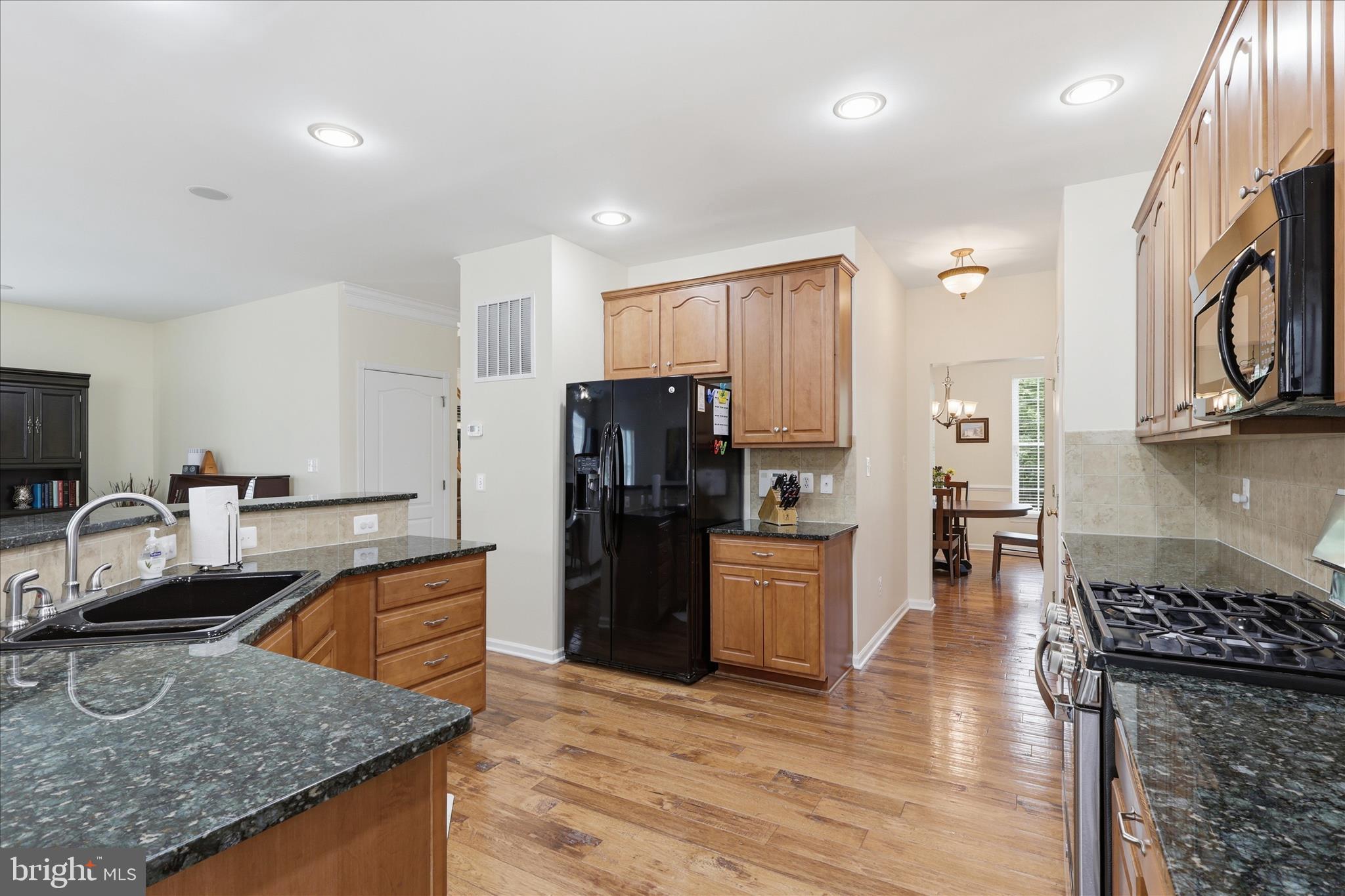 SOUTH RIDING - Residential