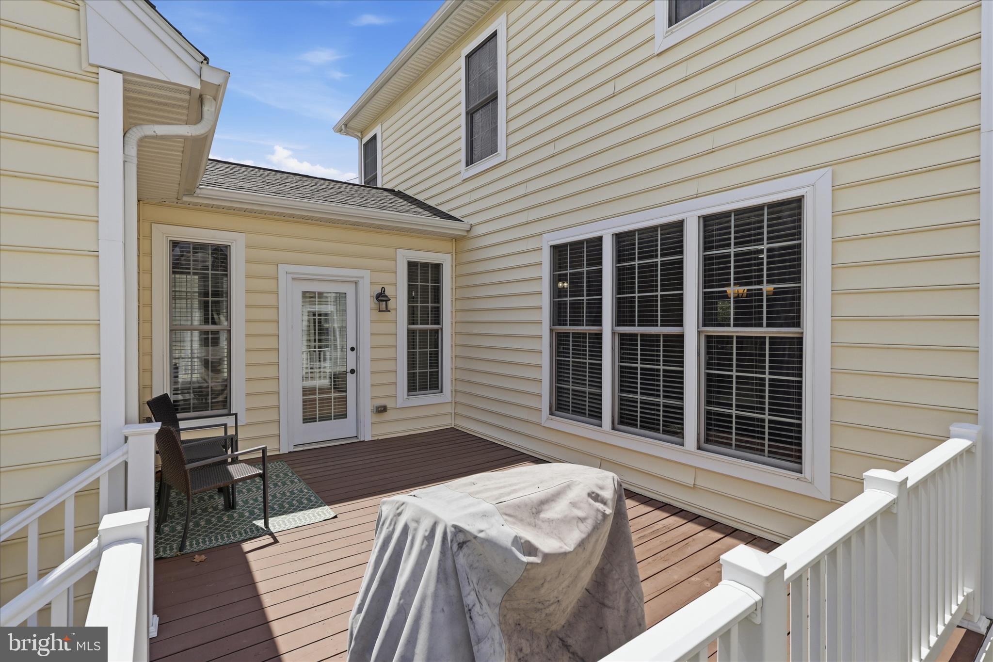 SOUTH RIDING - Residential